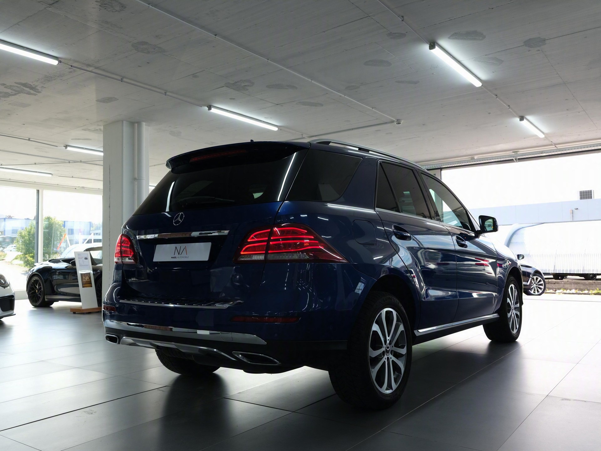 MERCEDES-BENZ GLE 350 d Executive 4Matic 9G-Tronic *Rückfahrkamera* *Carplay*-showroom-element-2