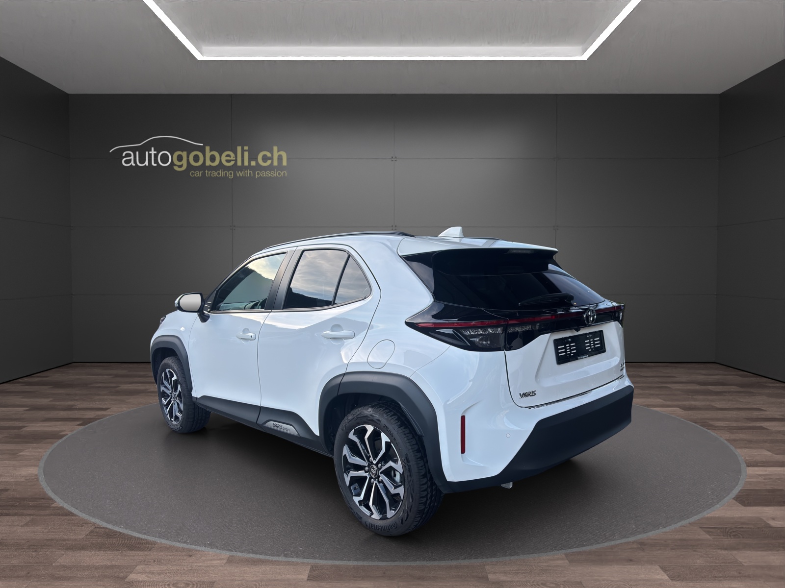TOYOTA Yaris Cross 1.5 Trend e-CVT AWDi-showroom-element-1