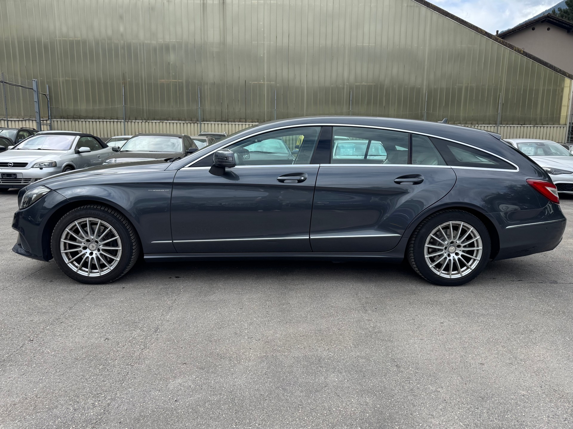 MERCEDES-BENZ CLS Shooting Brake 350 CDI 4Matic 7G-Tronic-image-7