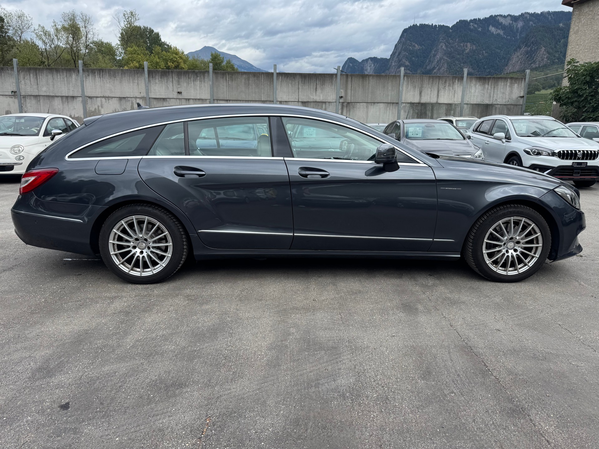 MERCEDES-BENZ CLS Shooting Brake 350 CDI 4Matic 7G-Tronic-image-2