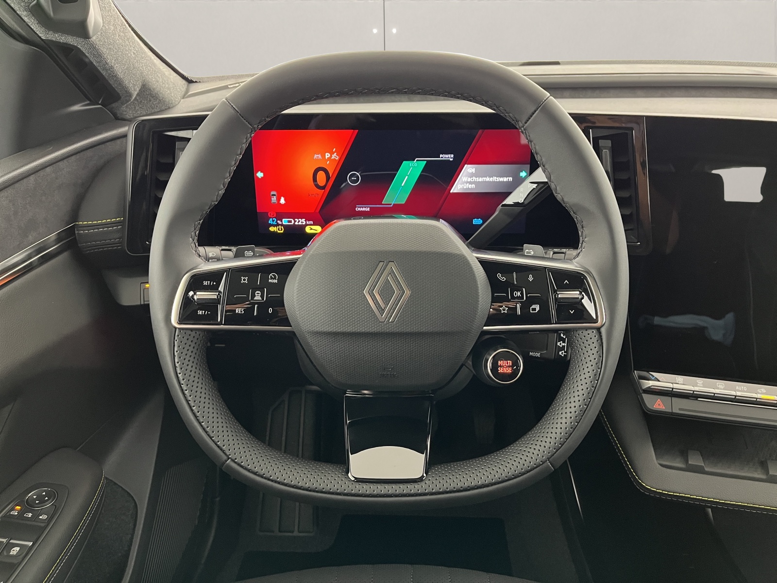RENAULT Scénic E-Tech iconic-image-9