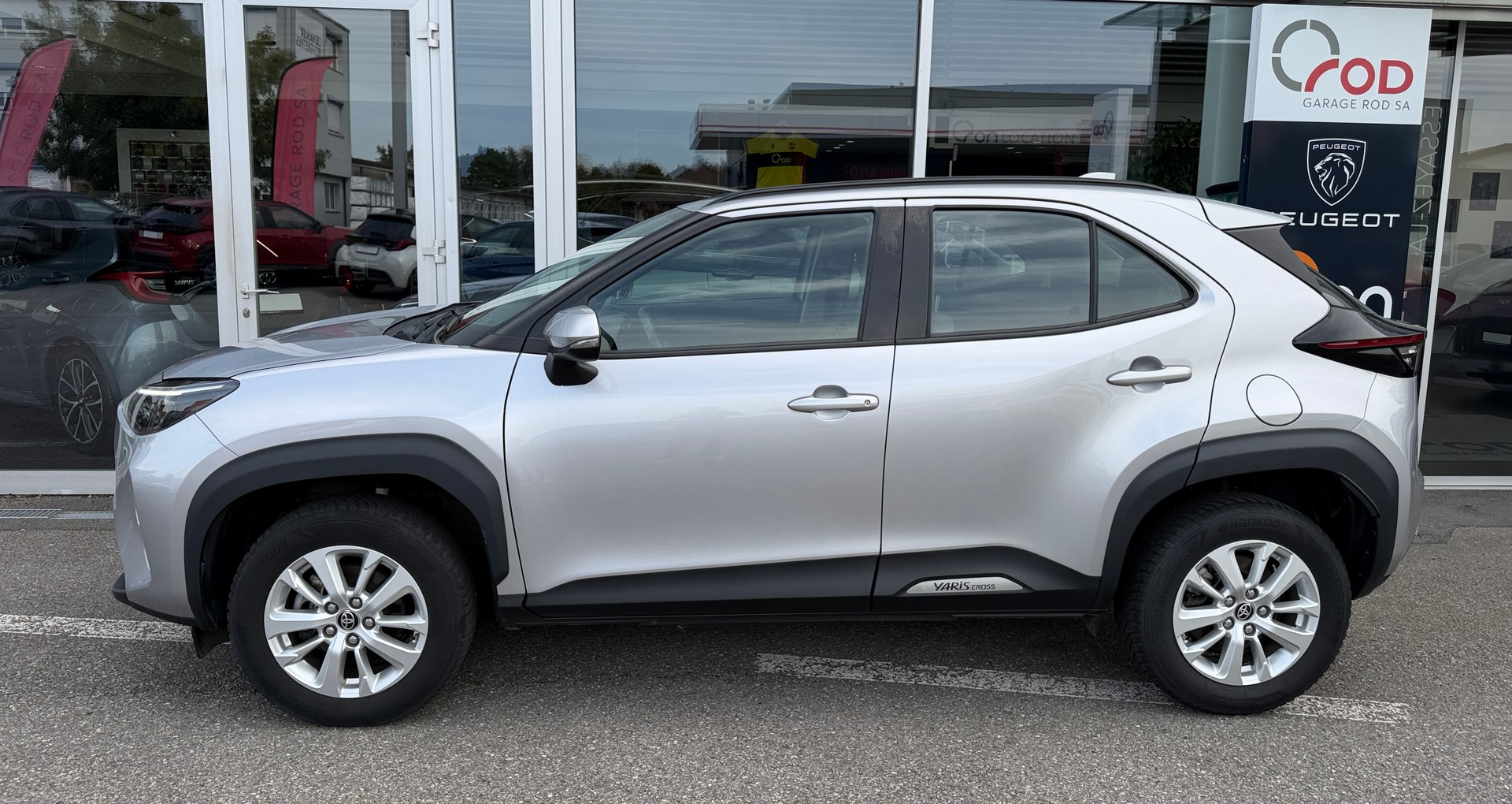 TOYOTA Yaris Cross 1.5 Comfort e-CVT-showroom-element-3