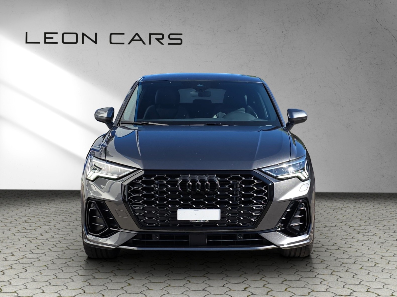 AUDI Q3 Sportback 35 TFSI S line S-tronic-showroom-element-1