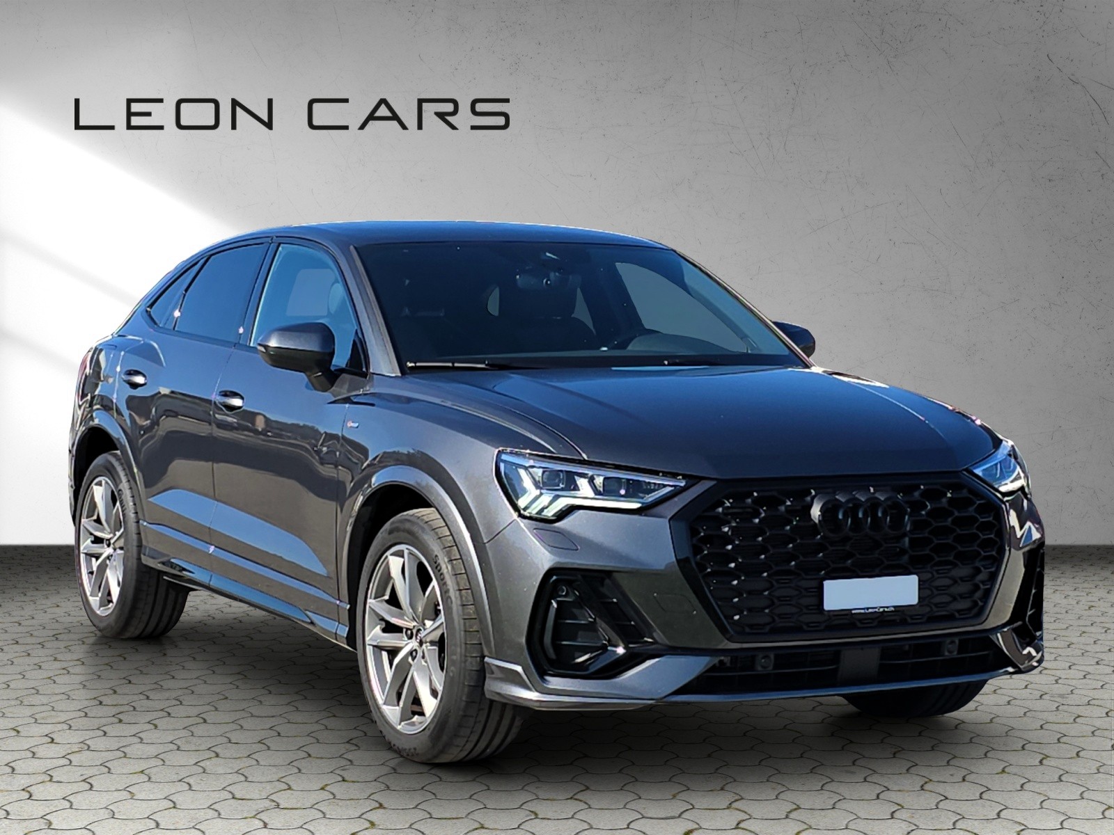 AUDI Q3 Sportback 35 TFSI S line S-tronic-showroom-element-2