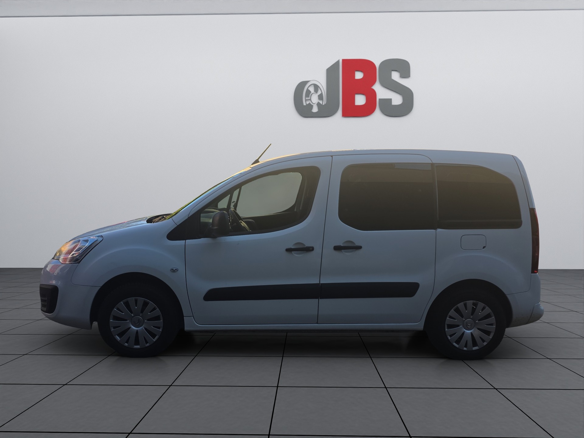 CITROEN Berlingo 1.2i Swiss FAMiIIiLY-showroom-element-1