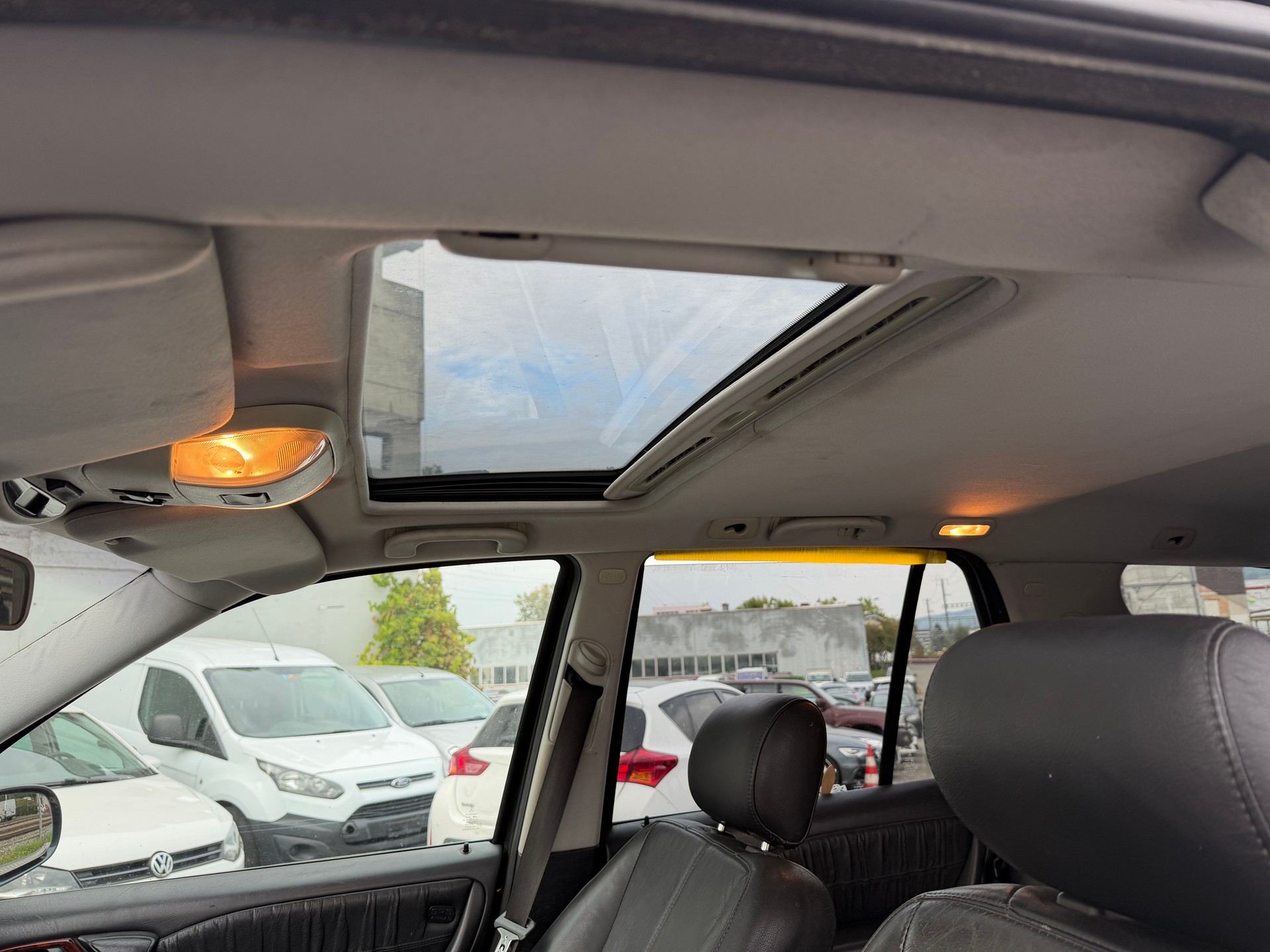 MERCEDES-BENZ ML 270 CDI-image-9
