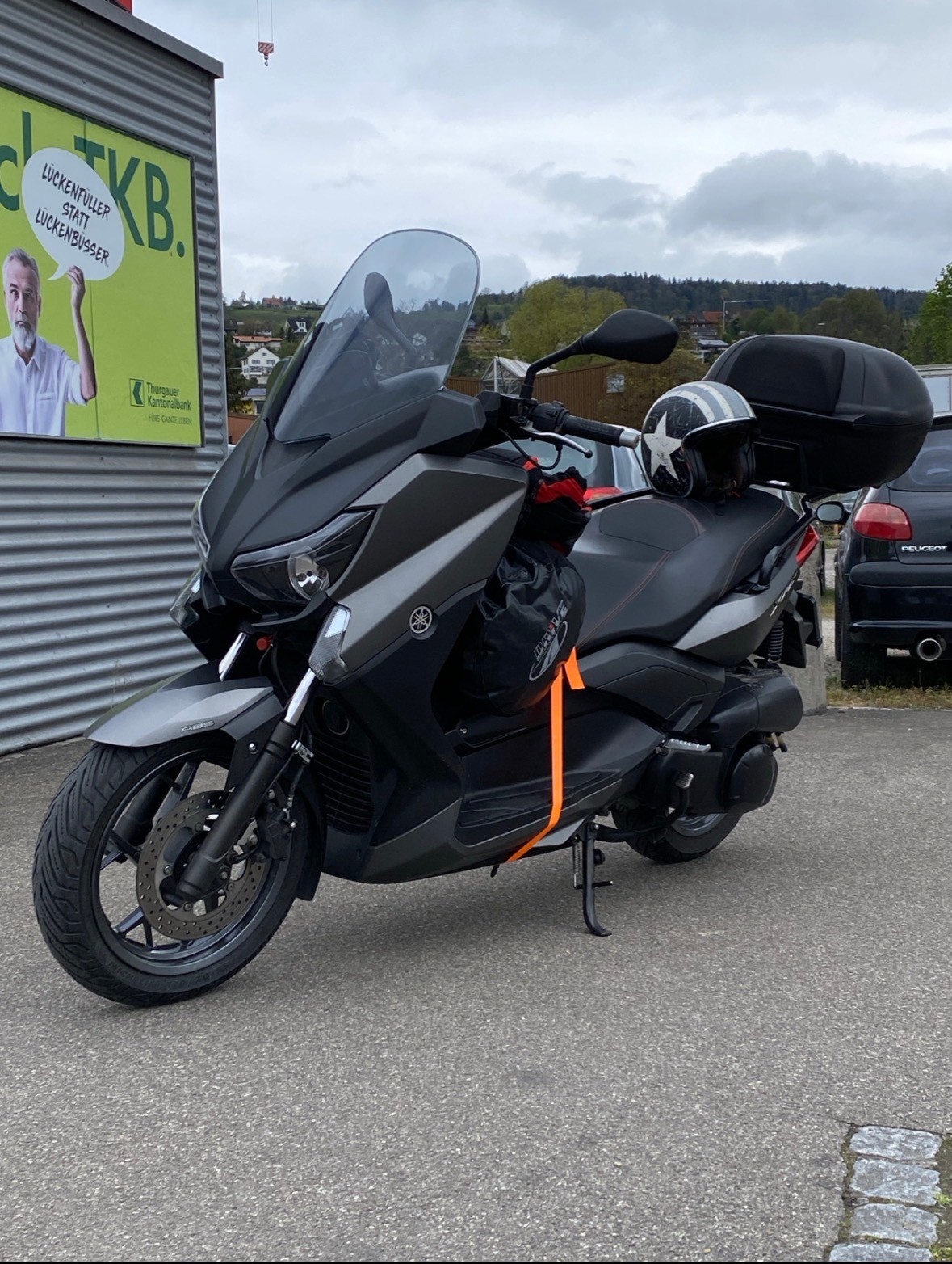 YAMAHA X-Max YP 250 R ABS-image-2