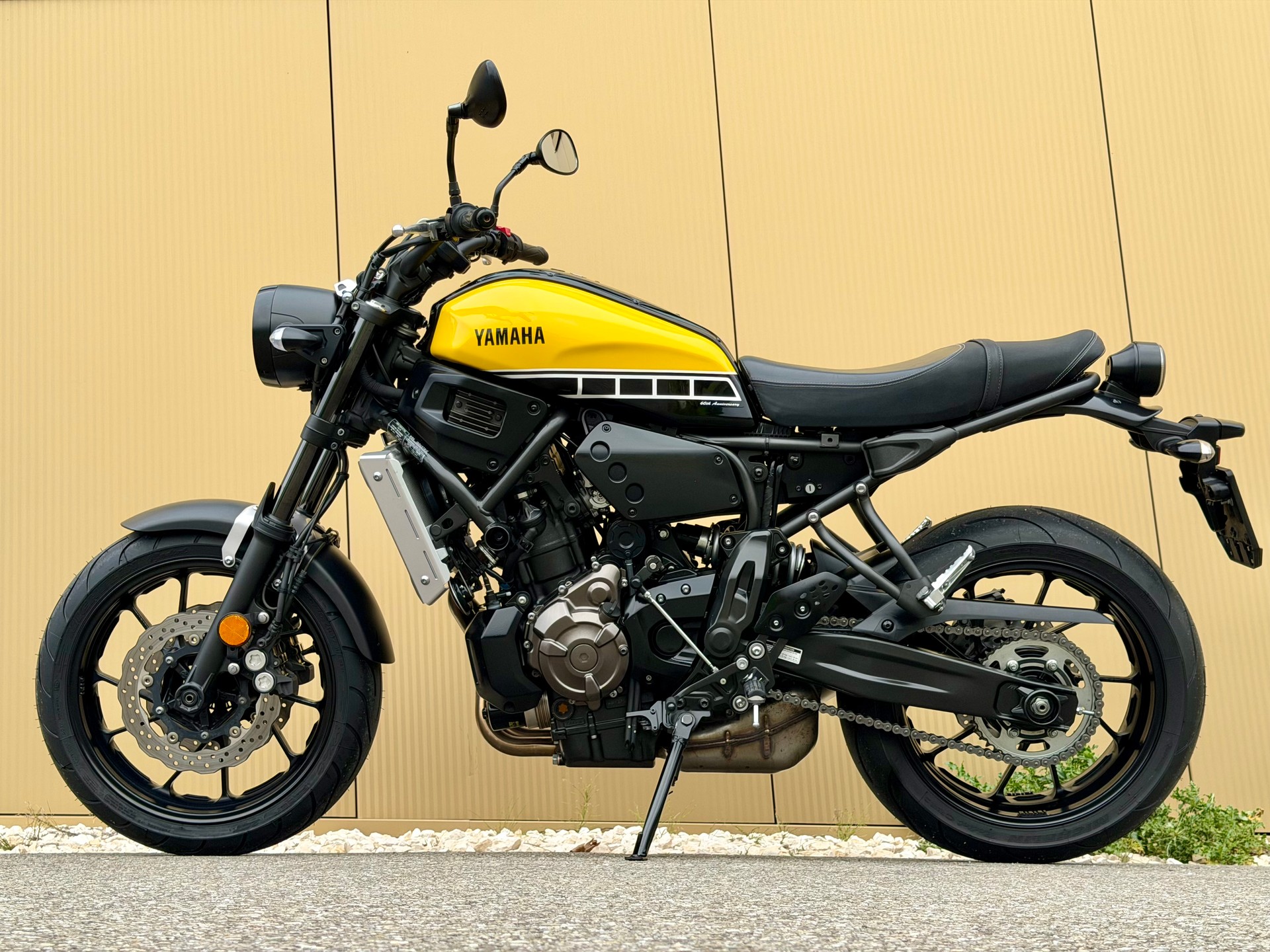 YAMAHA XSR 700-image-10