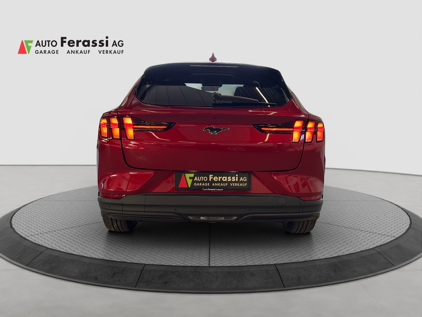 FORD Mustang MACH-E Technologie-showroom-element-3