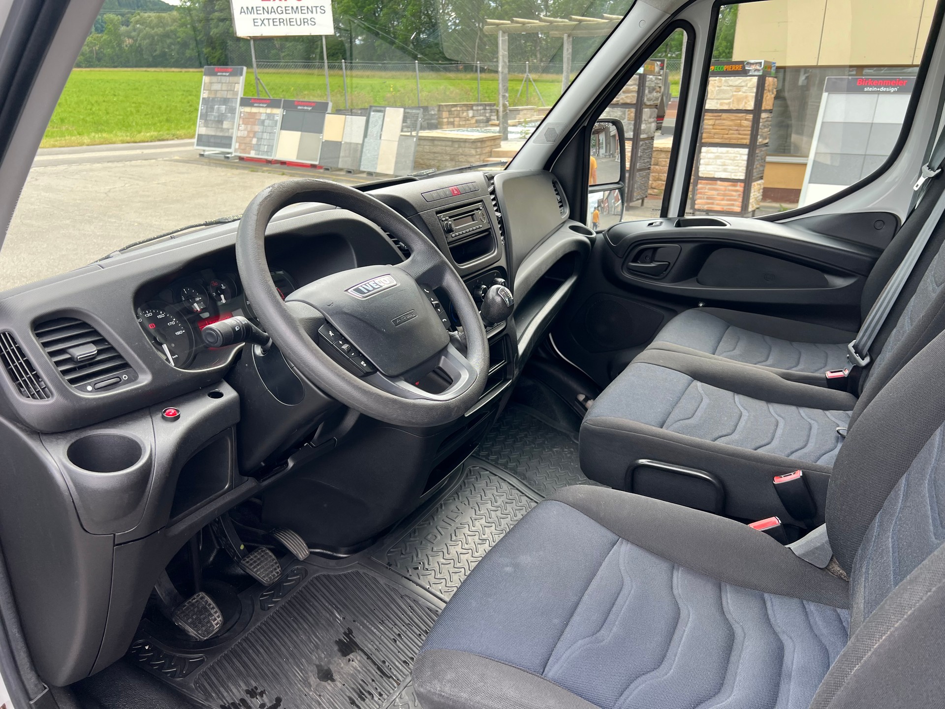 IVECO 35C15 Daily 3.0 Diesel Caisse déménagement-image-9