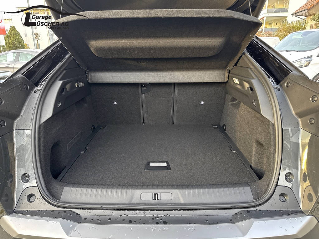 PEUGEOT 3008 1.2 Hybrid GT-image-11