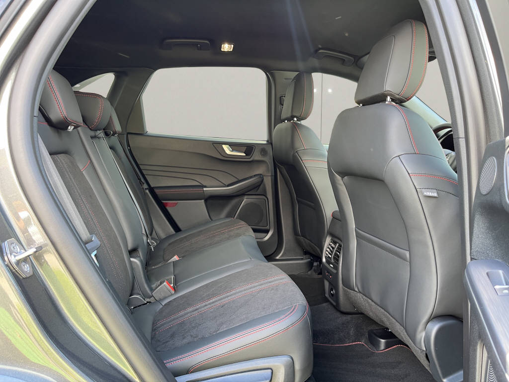 FORD Kuga 2.5 Plug-in Hybrid ST-Line X F-image-8