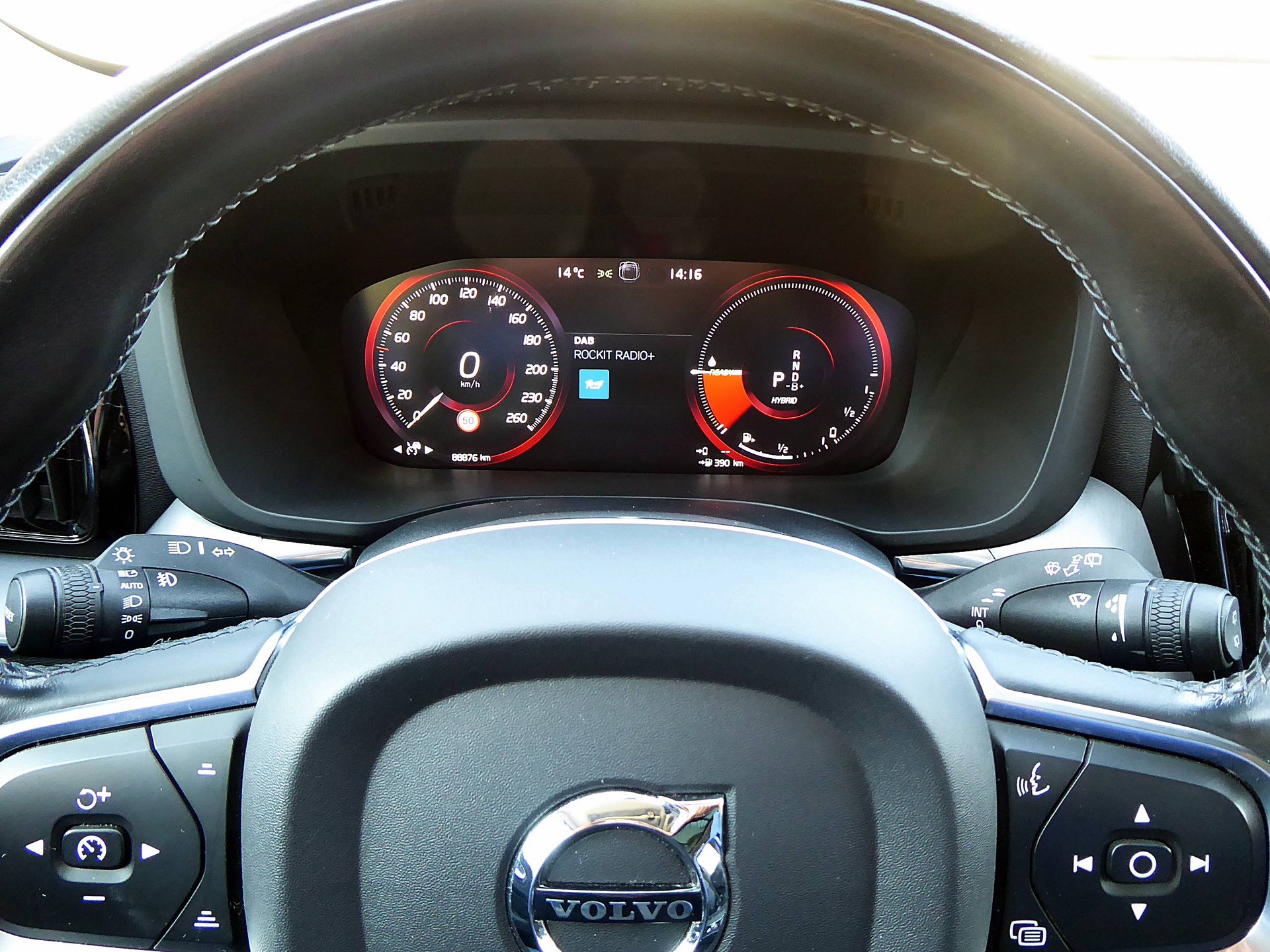 VOLVO XC60 T6 eAWD Inscr. Expre-image-9