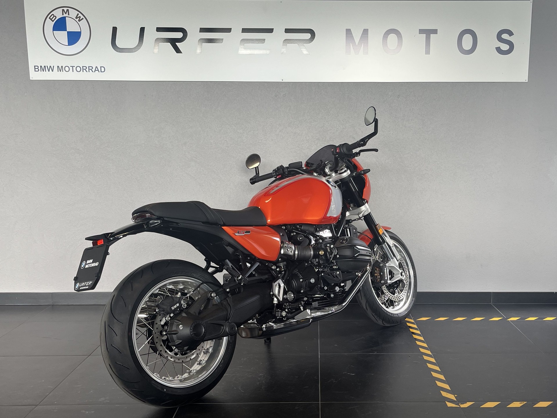 BMW R 12 nine T-image-8