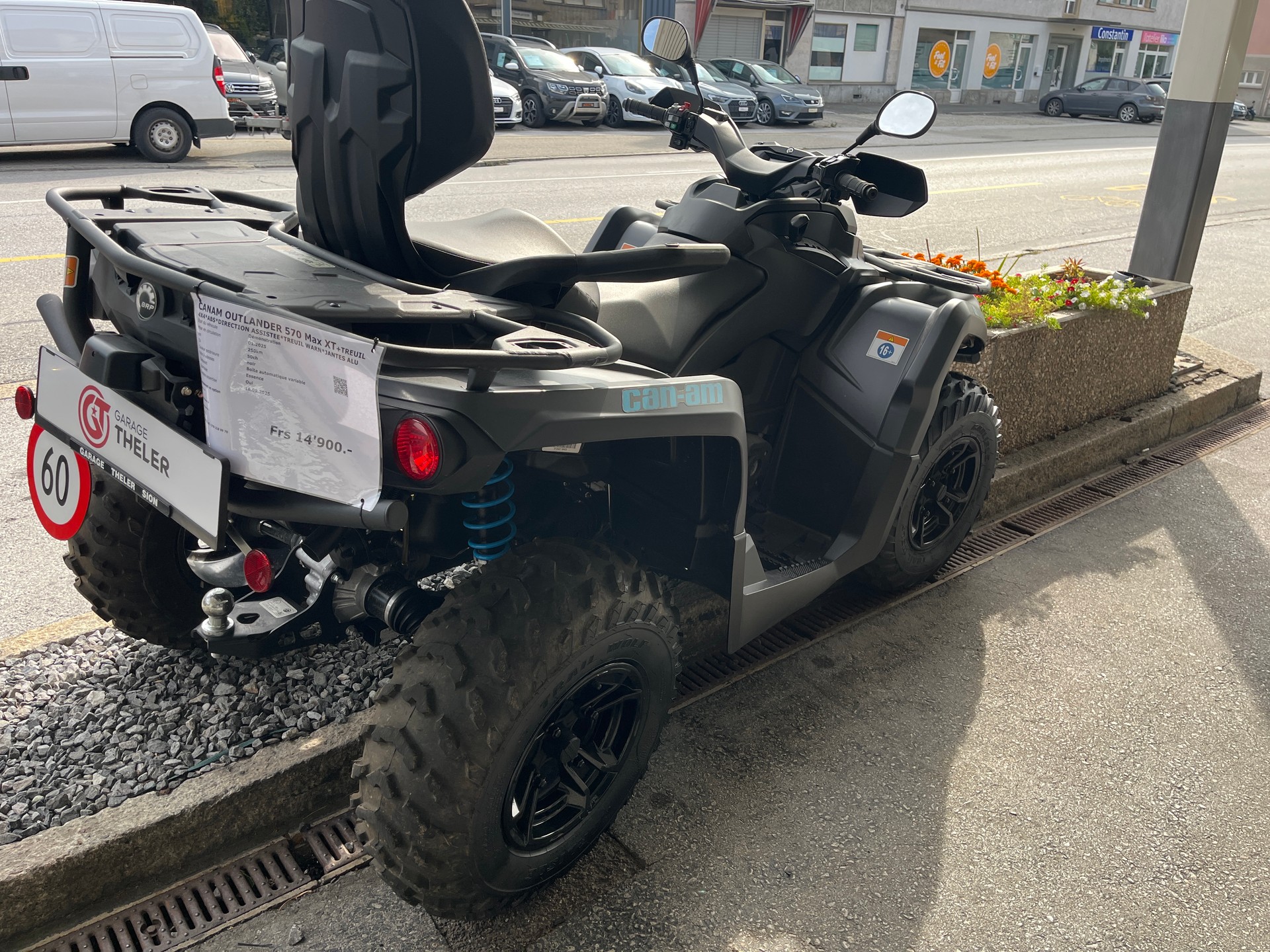 KTM OUTLANDER 570 Max XT+ TREUIL-showroom-element-1