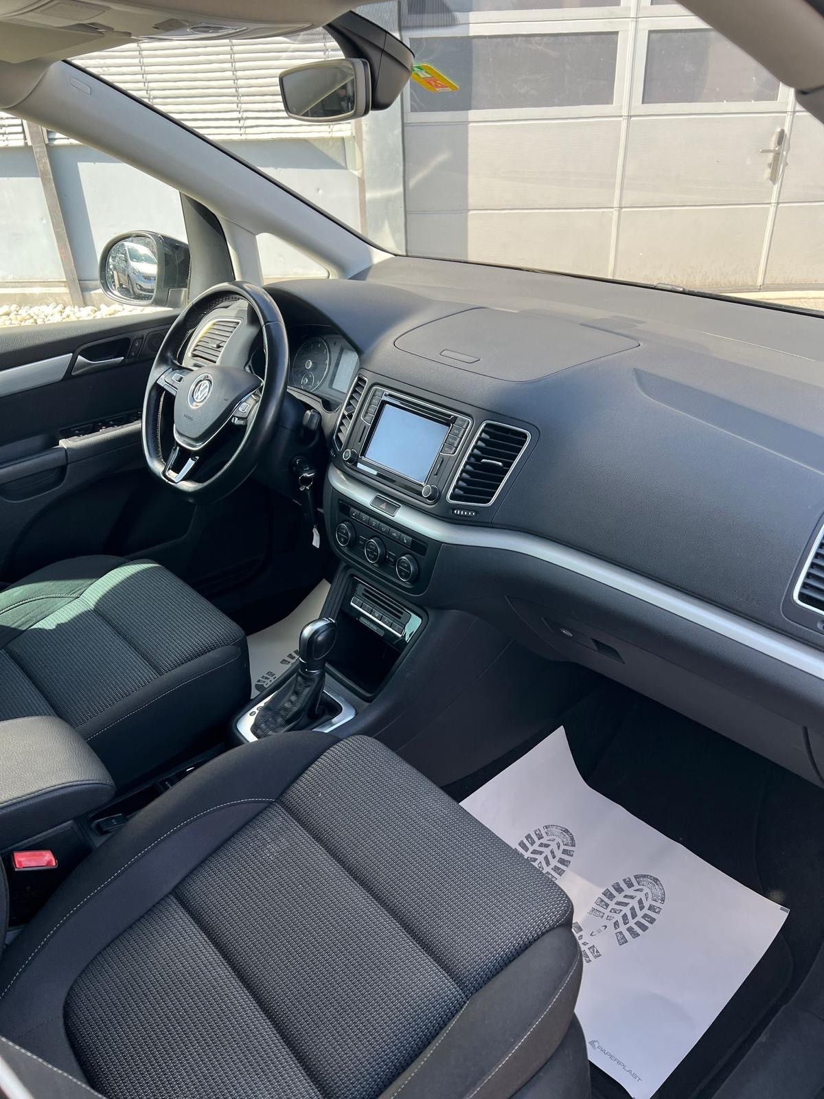 VW Sharan 1.4 TSI BlMT Comfortline DSG-image-9