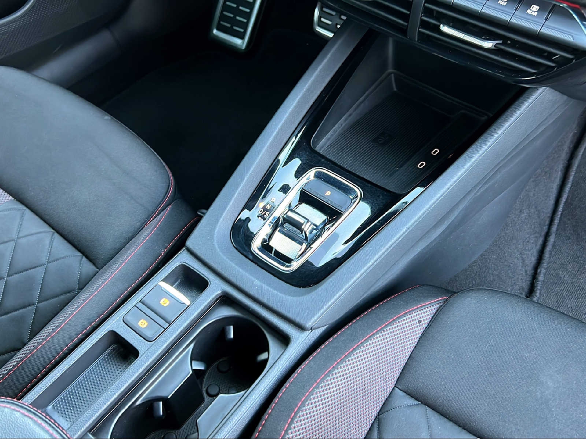 SKODA Octavia Combi 2.0 TSI RS DSG-image-10
