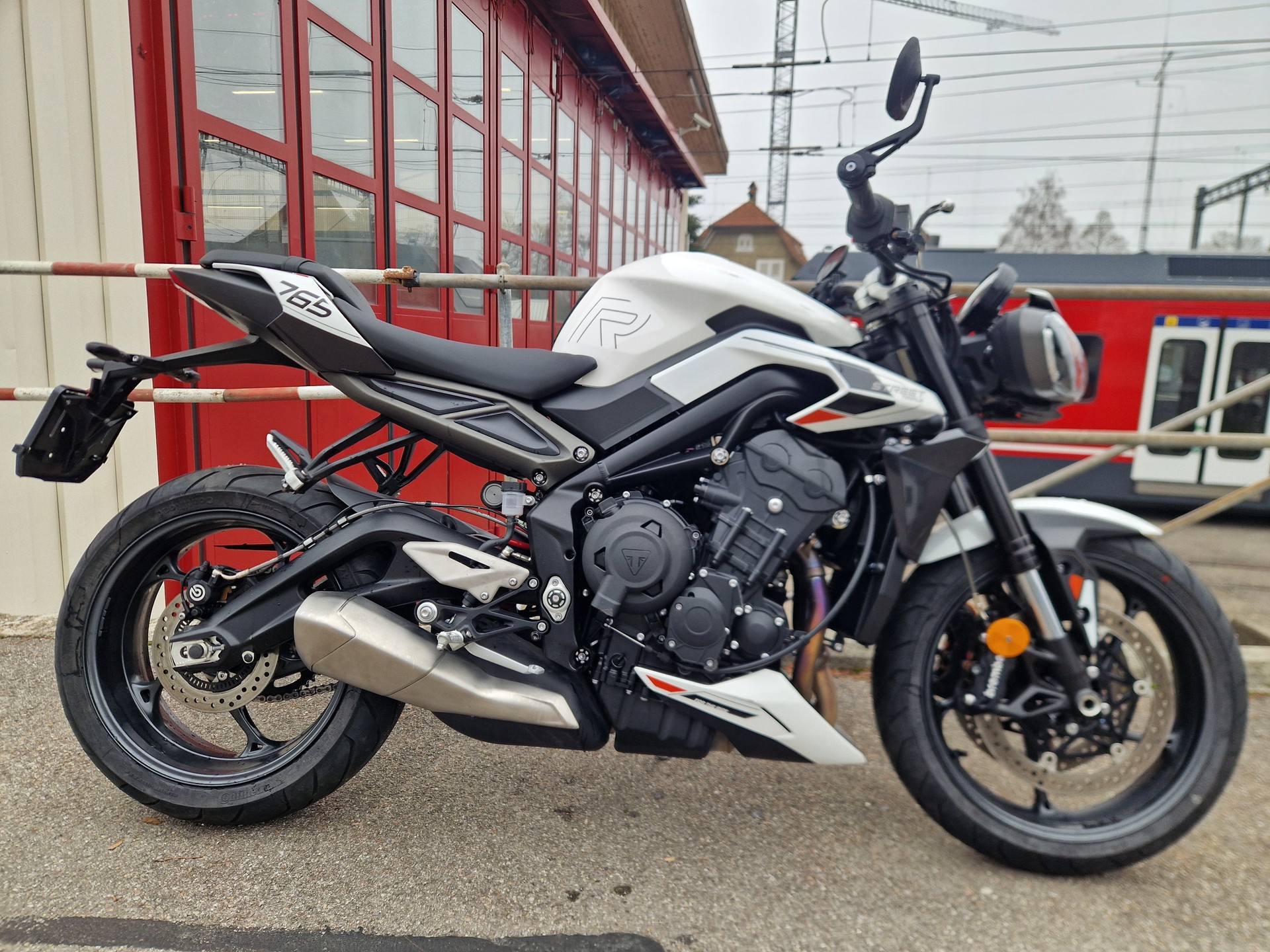TRIUMPH Street Triple 765 R A2 (35kW)-image-0