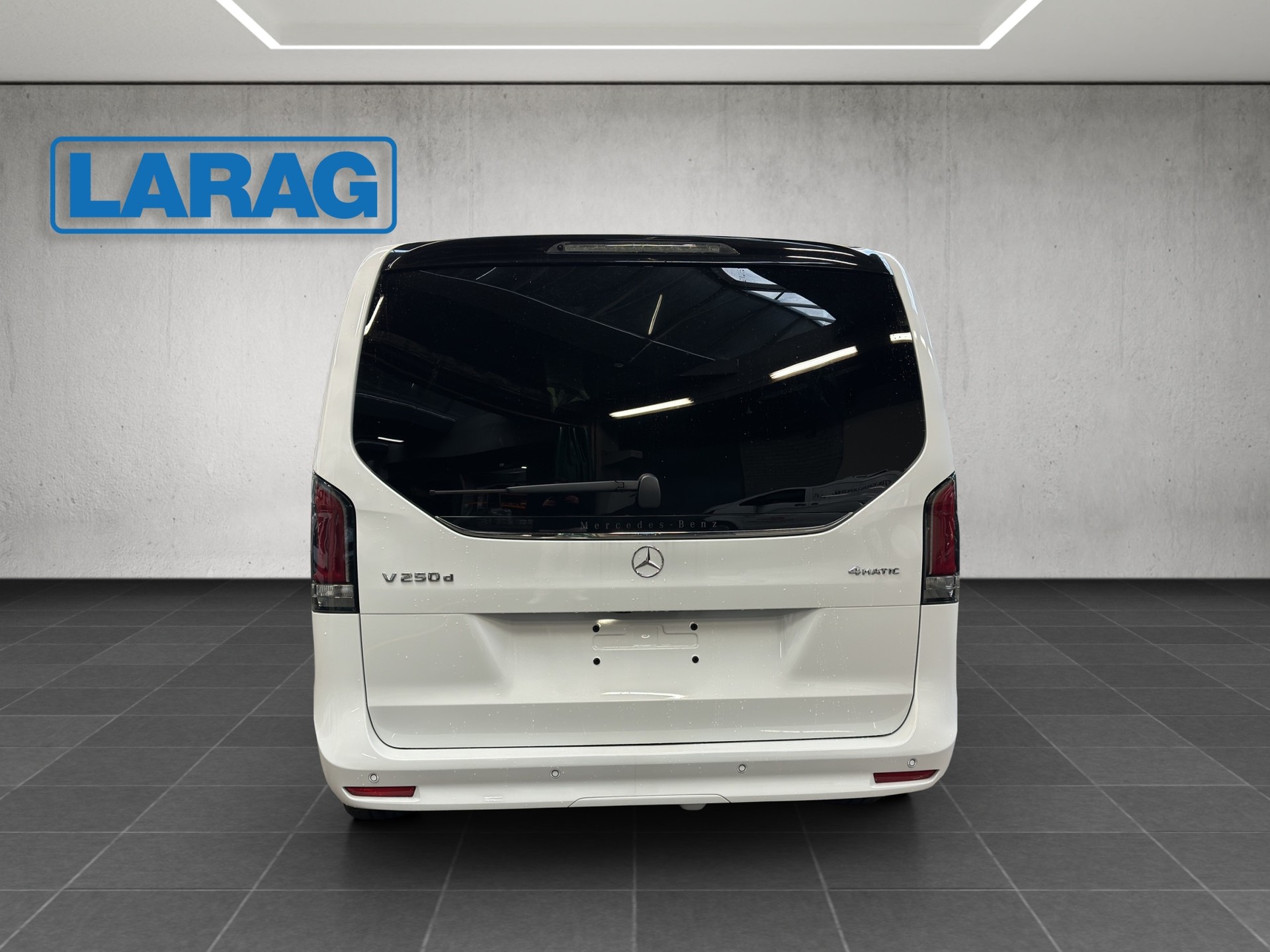 MERCEDES-BENZ V 250 d lang Avantgarde 9G-Tronic-image-4