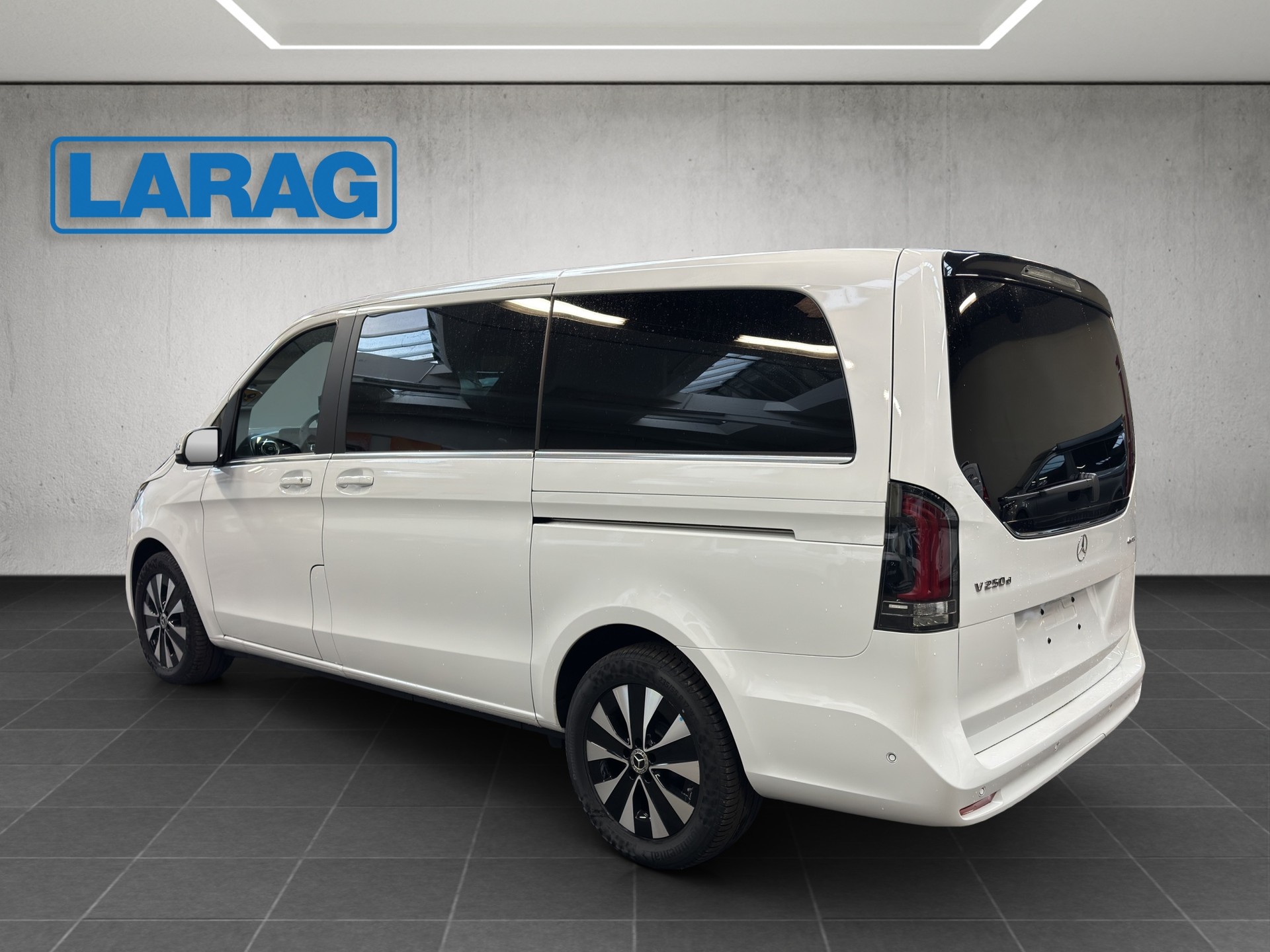 MERCEDES-BENZ V 250 d lang Avantgarde 9G-Tronic-image-3