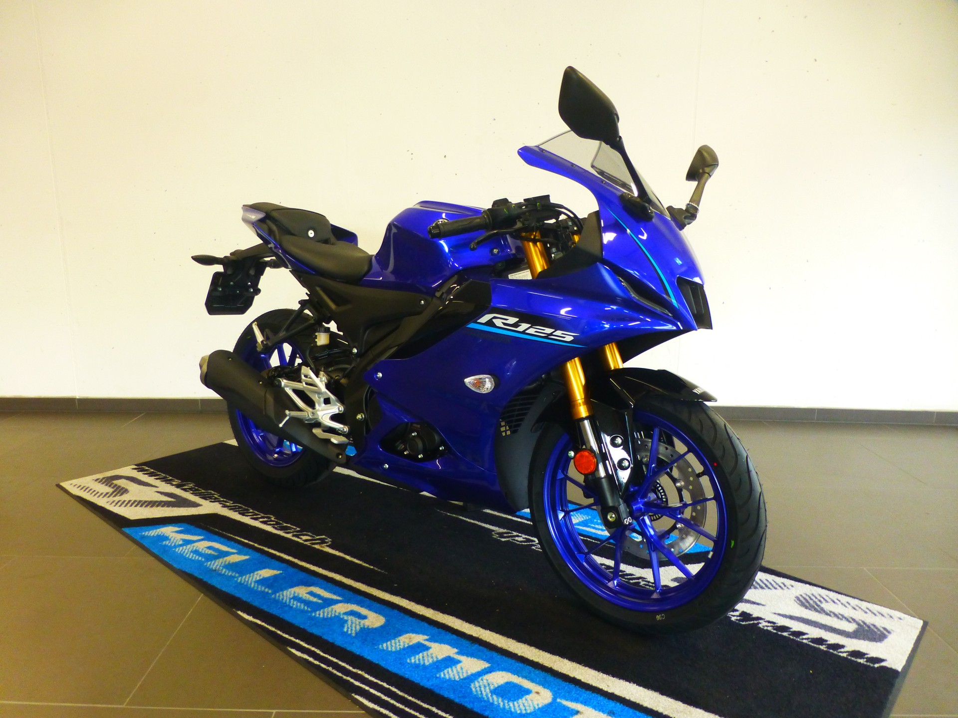 YAMAHA YZF-R 125 ABS Modell 2026-image-3