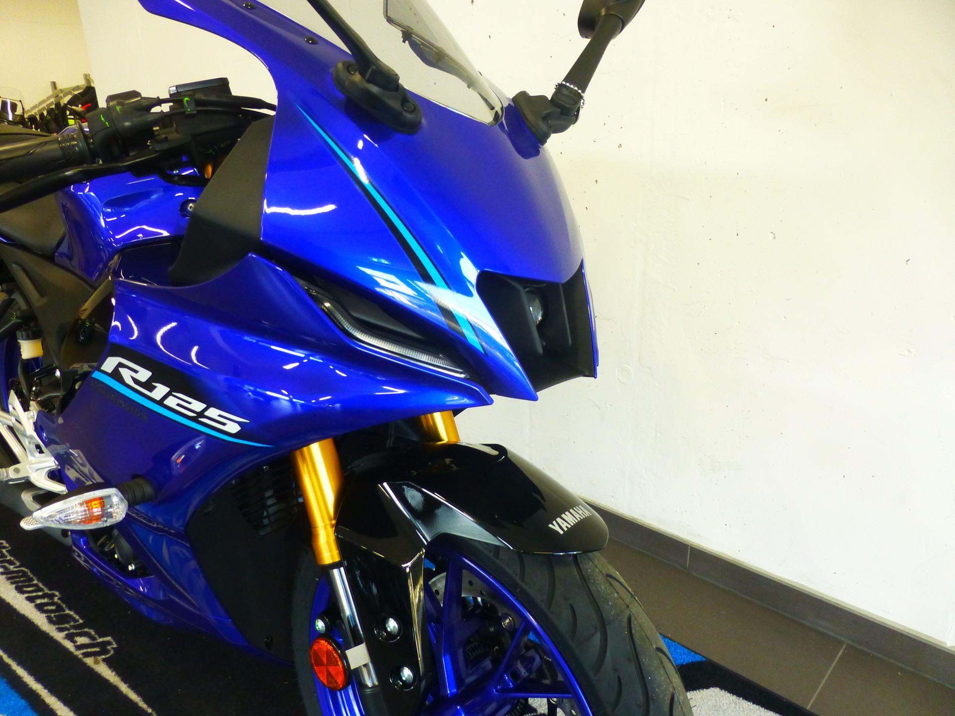 YAMAHA YZF-R 125 ABS Modell 2026-image-7
