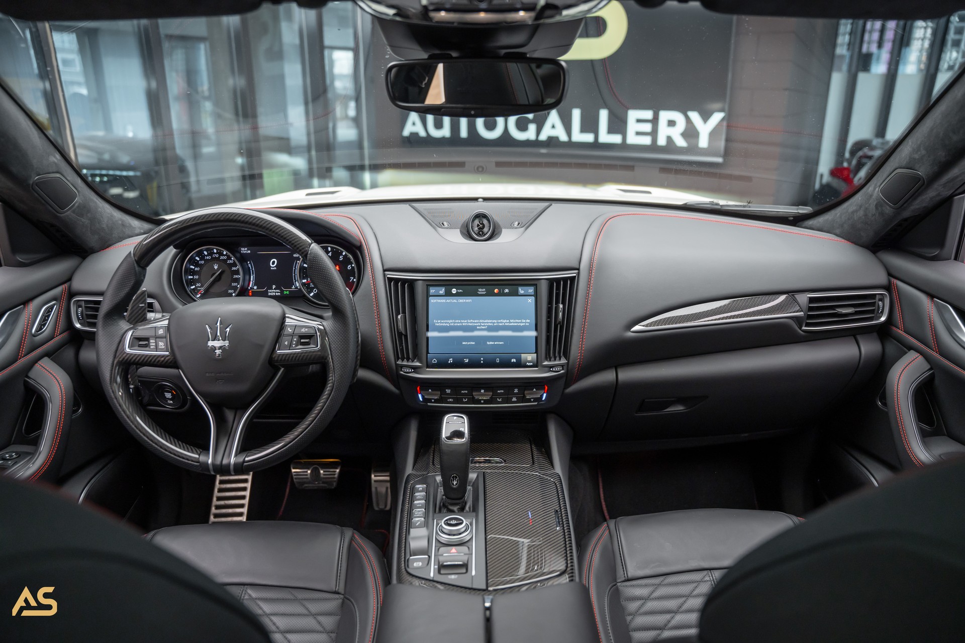 MASERATI Levante 3.8 V8 Trofeo Q4 *Traumausstattung* Carbon-Paket-image-20