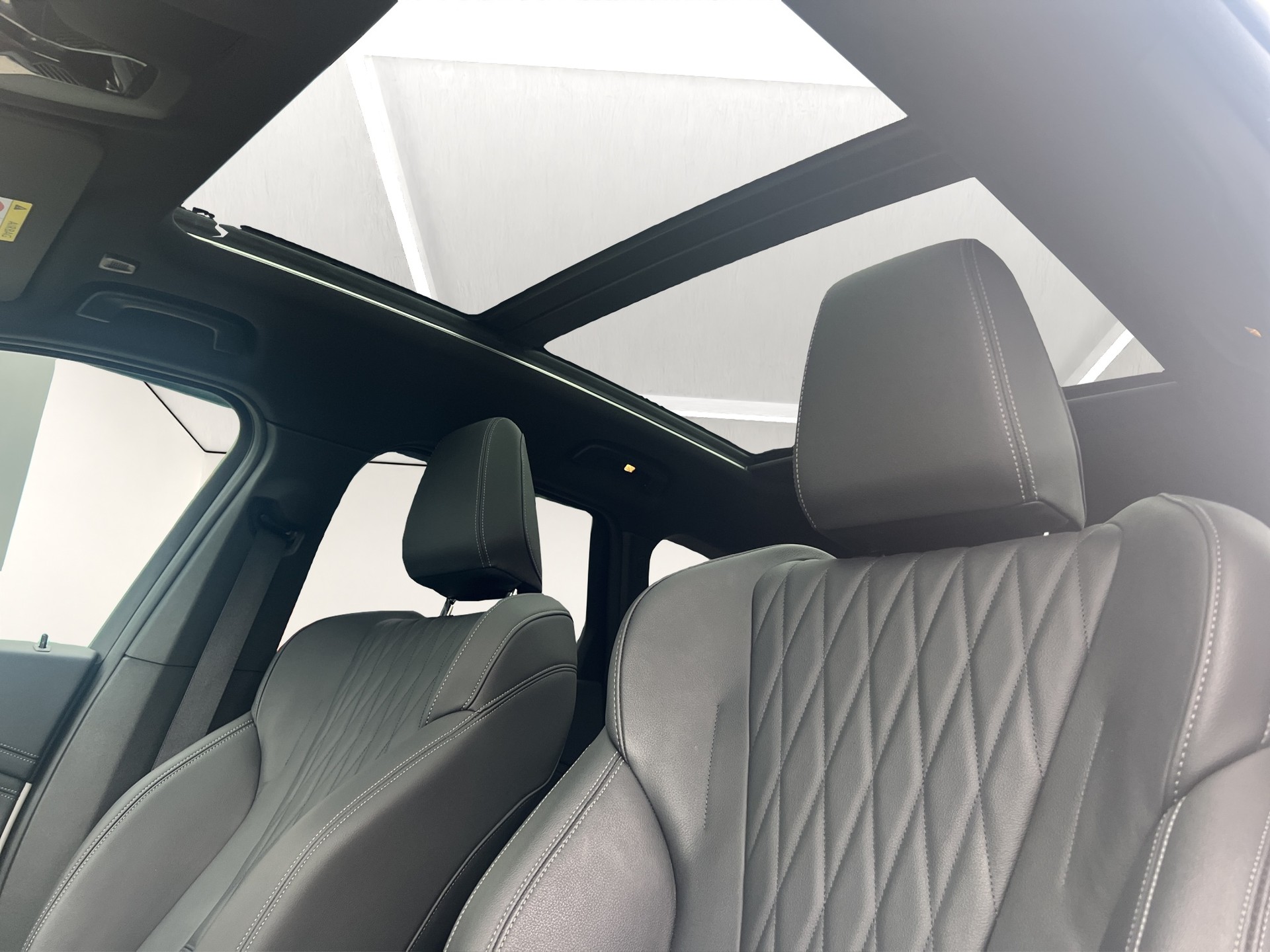 BMW X1 xDrive 23d 48V M Sport-image-17
