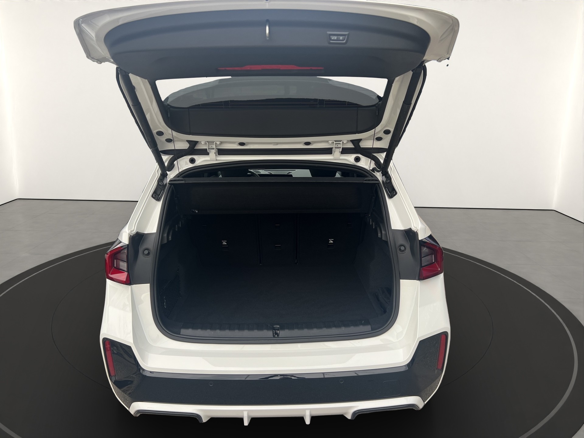 BMW X1 xDrive 23d 48V M Sport-image-21