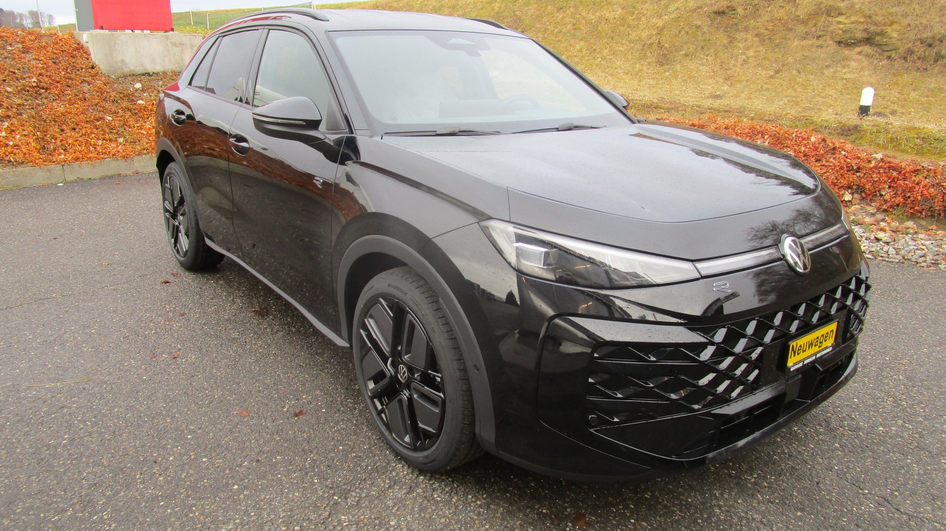 VW T-Roc 1.5 eTSI mHEV R-Line DSG-image-1