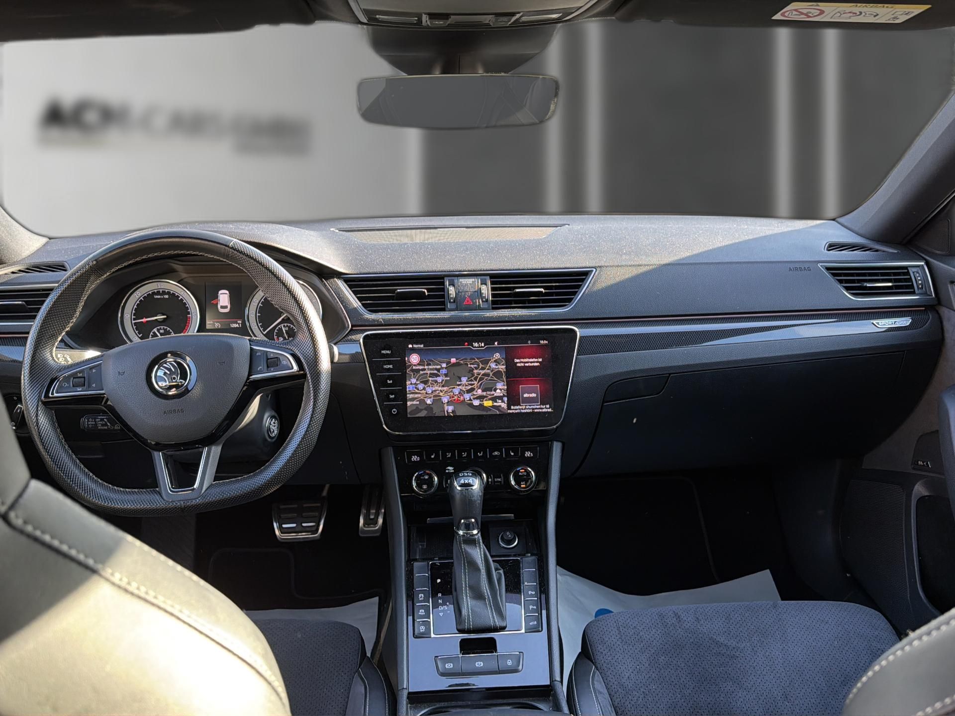 SKODA Superb Combi 2.0 TDi SportLine+ 4x4 DSG-image-14