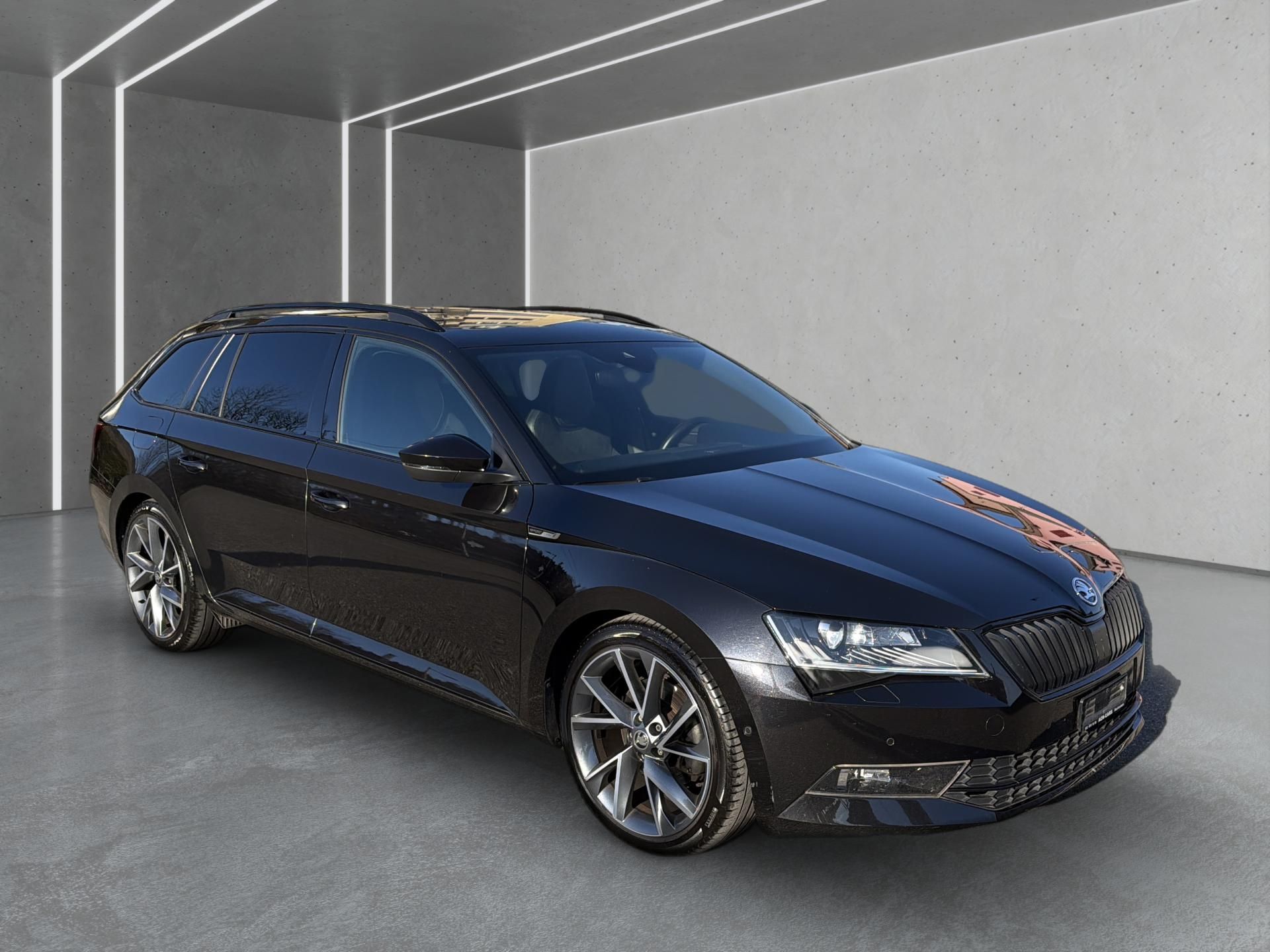 SKODA Superb Combi 2.0 TDi SportLine+ 4x4 DSG-image-7
