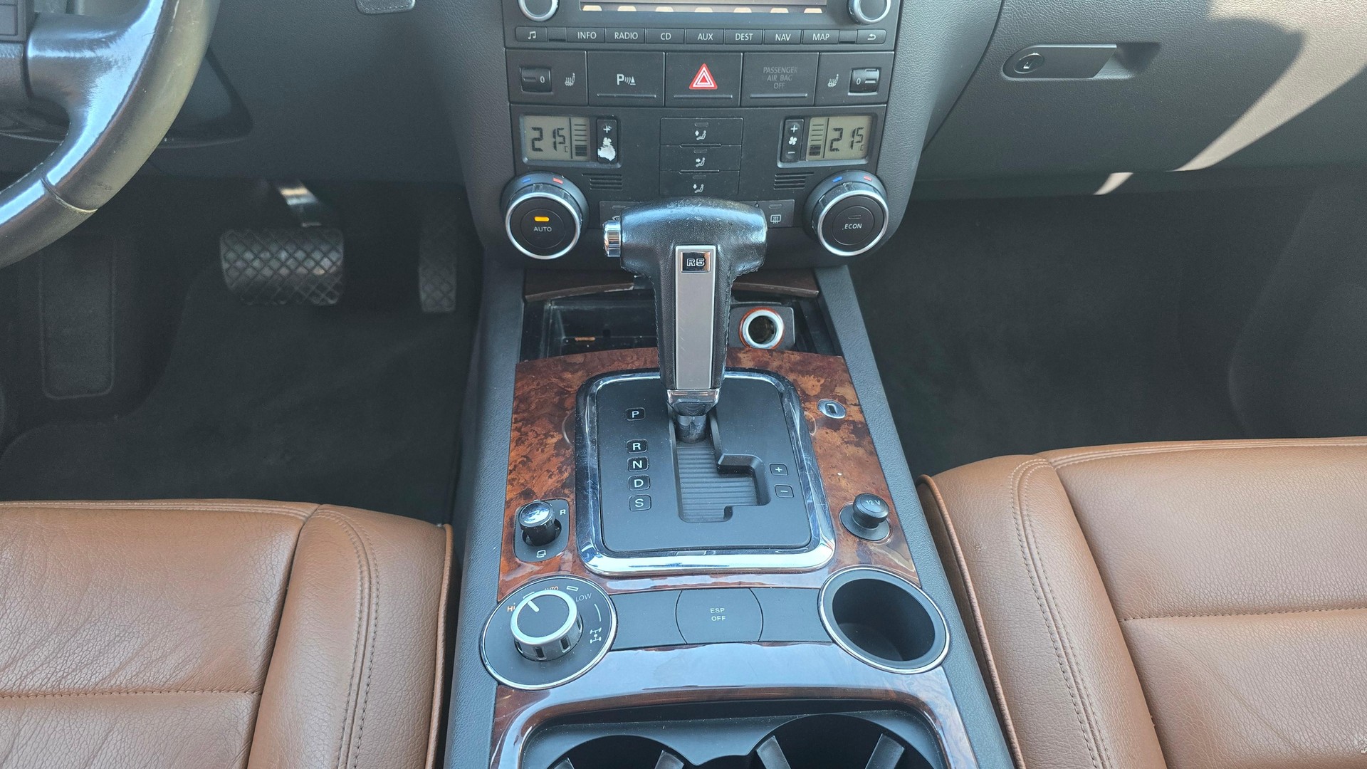 VW Touareg 2.5 TDI Mountain-image-11