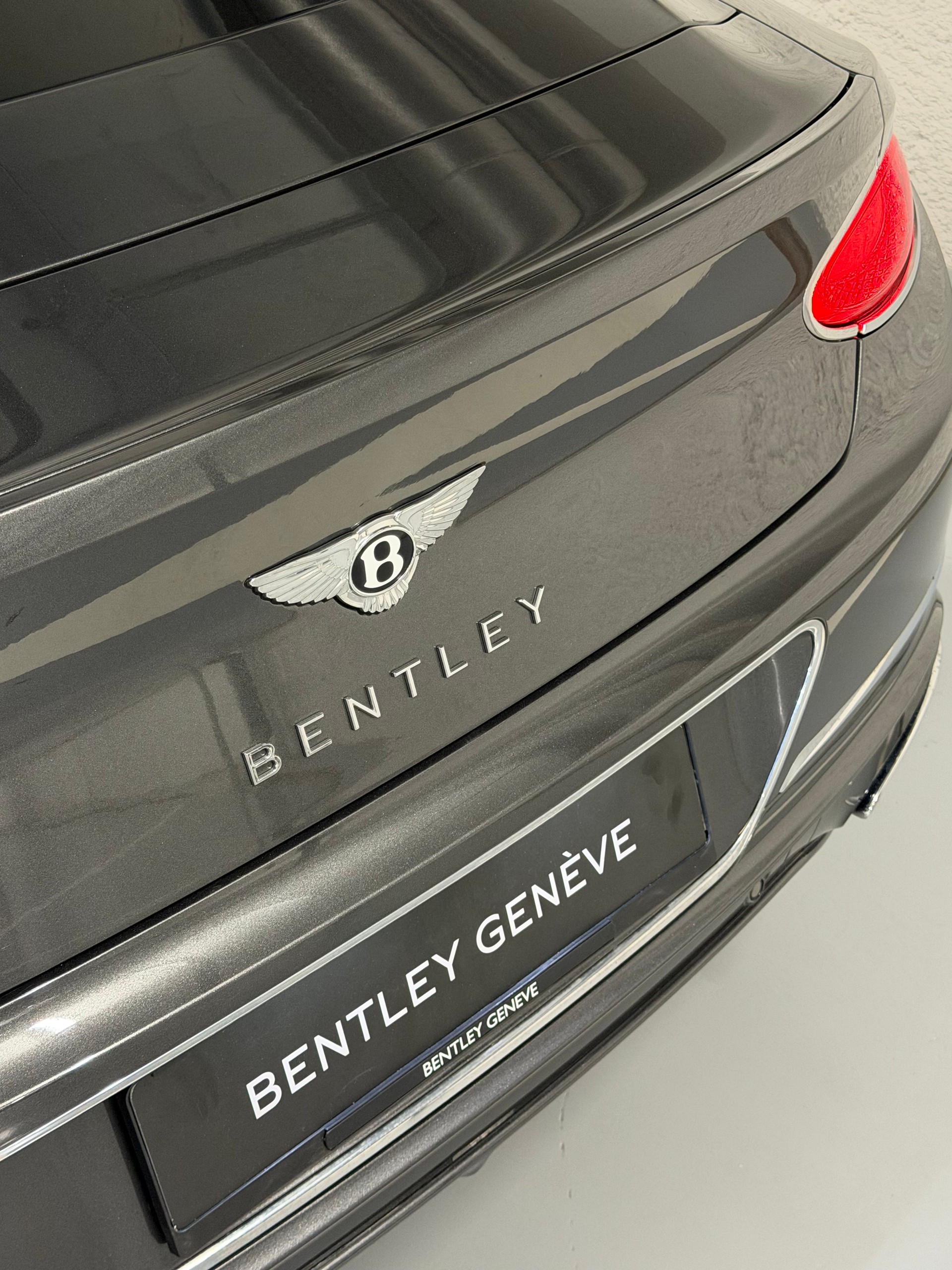BENTLEY Continental GT 6.0 W12 Speed-image-20