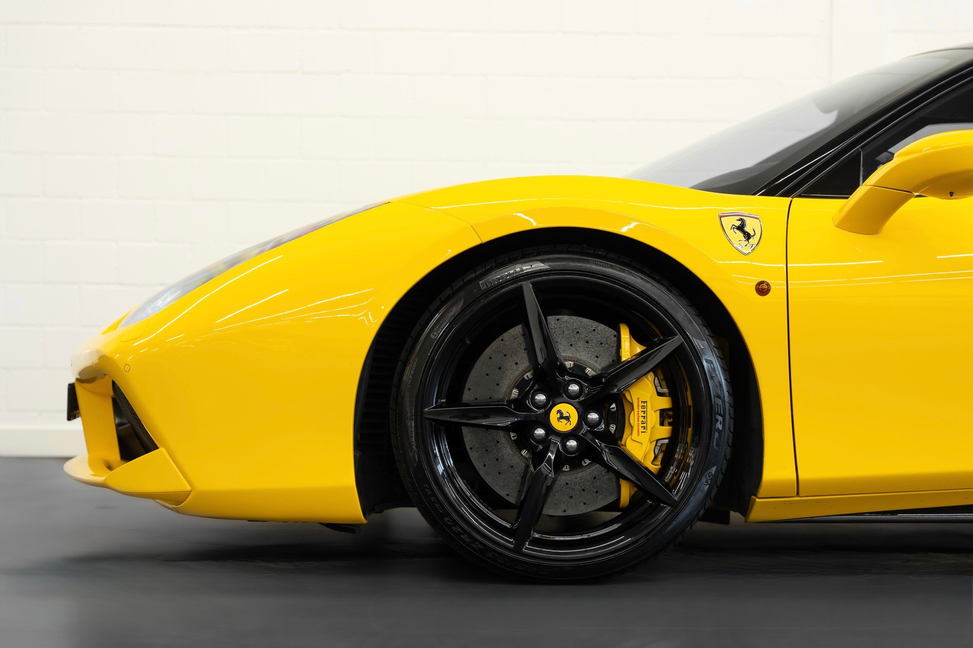 FERRARI 488 GTB 3.9 V8-image-11