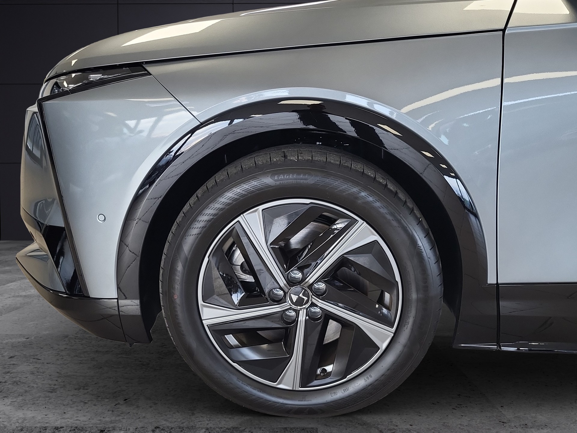 DS AUTOMOBILES DS8 E-Tense Pallas Long Rang-showroom-element-3
