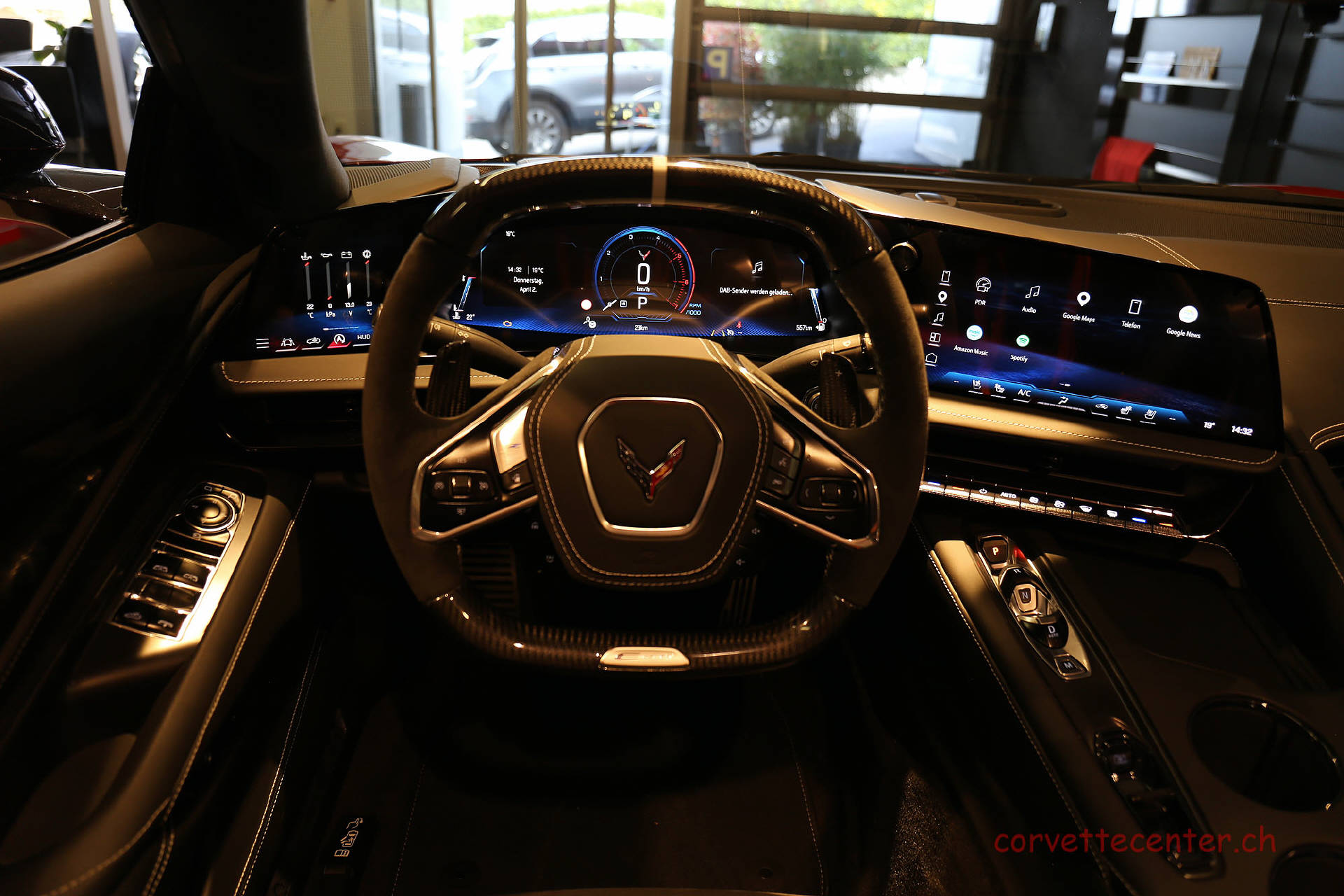 CHEVROLET Corvette E-Ray 3LZ Convertible-image-11