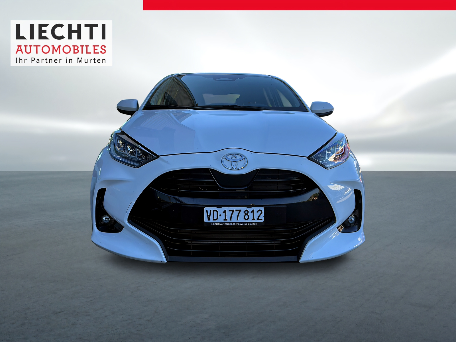 TOYOTA Yaris 1.5 Trend e-CVT-showroom-element-2