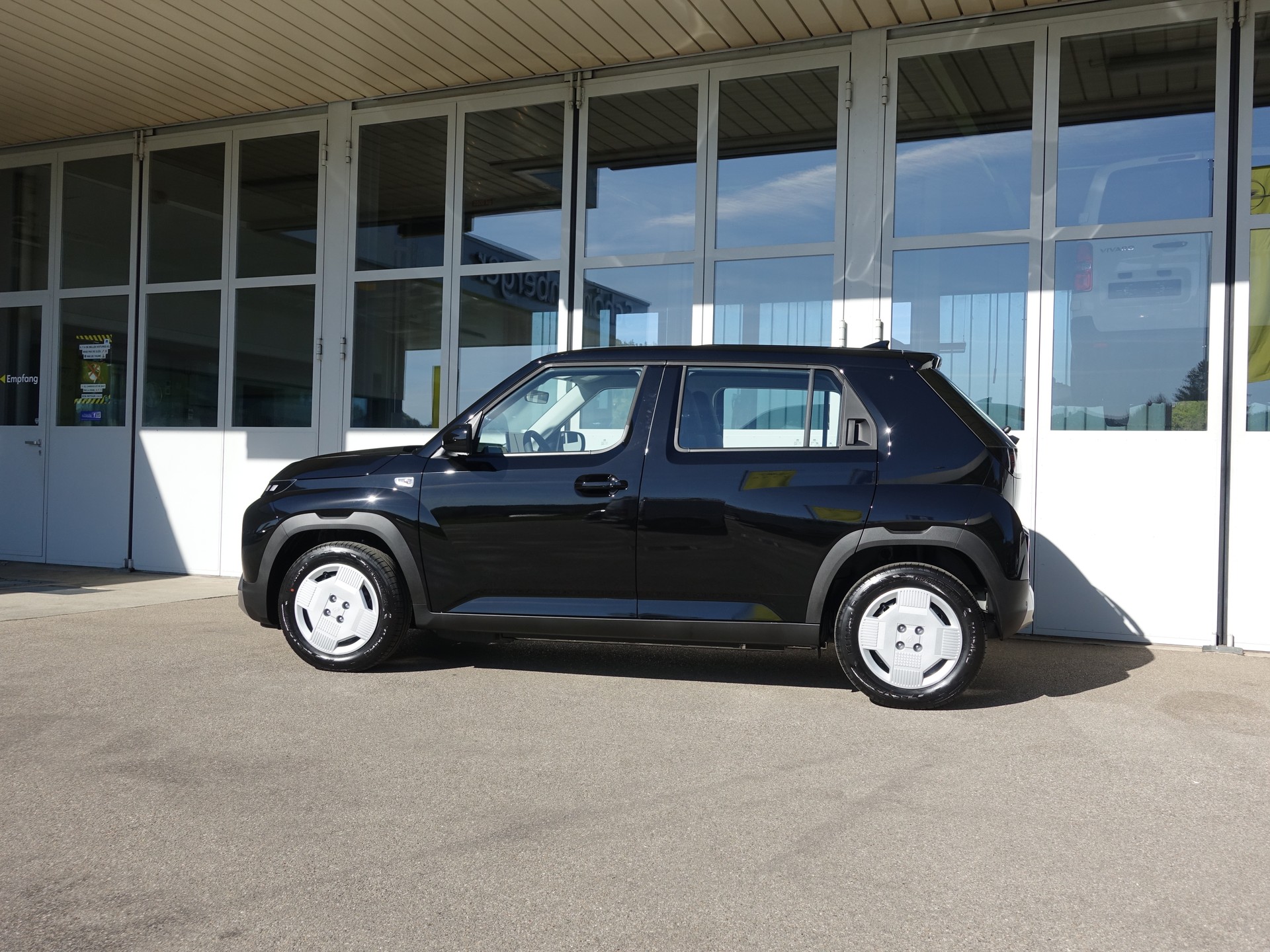 HYUNDAI Inster 49kWh Origo grosser Akku 115PS-image-18