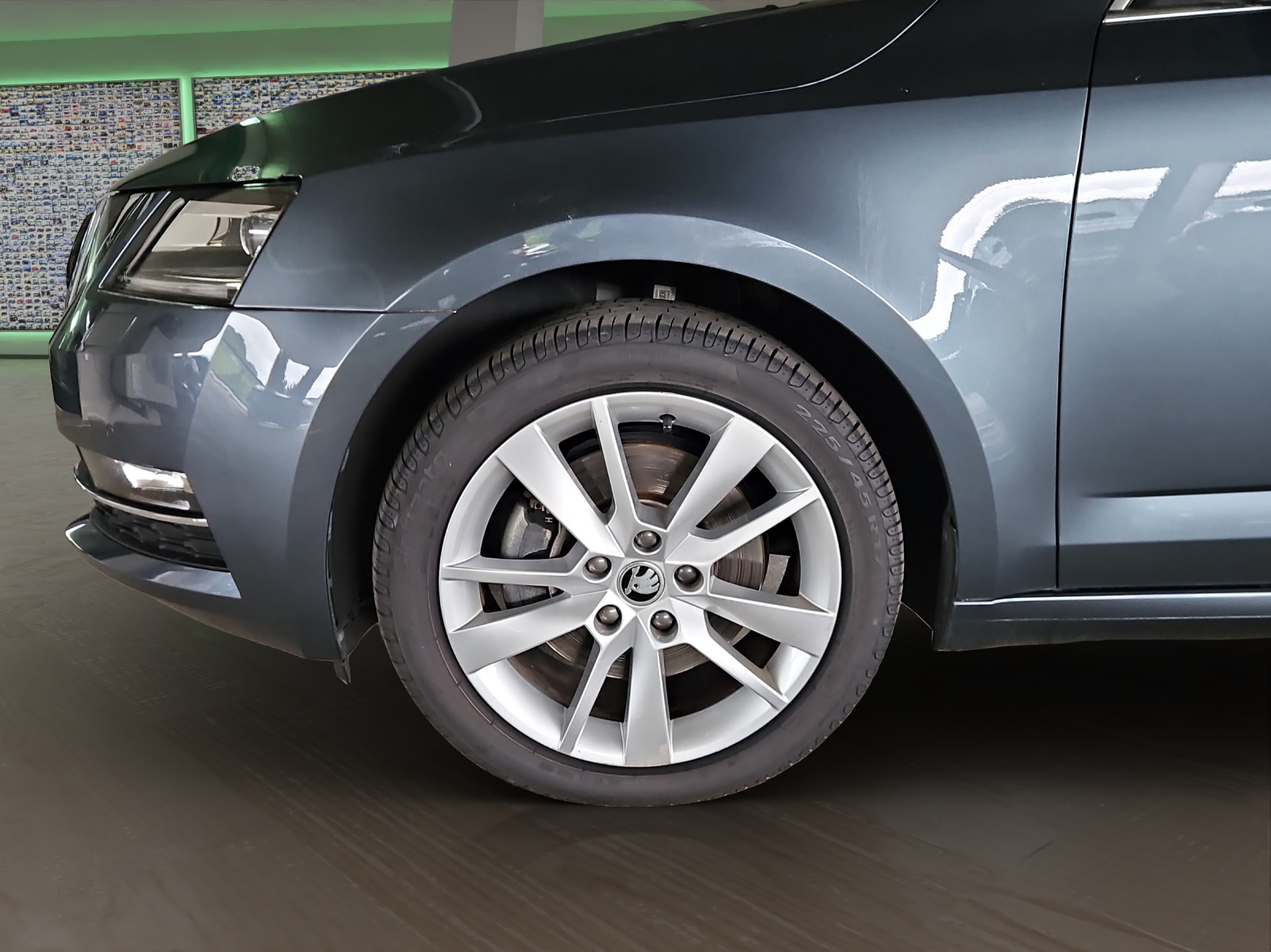 SKODA Octavia Combi 2.0 TSI Style 4x4 DSG-image-5