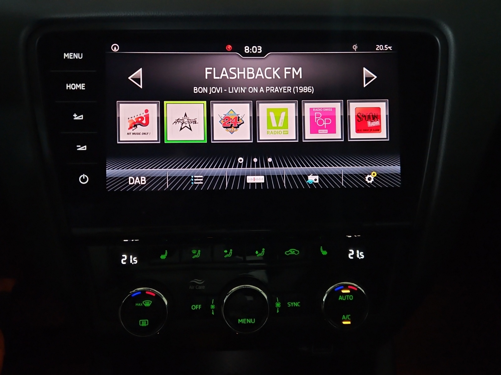 SKODA Octavia Combi 2.0 TSI Style 4x4 DSG-image-18