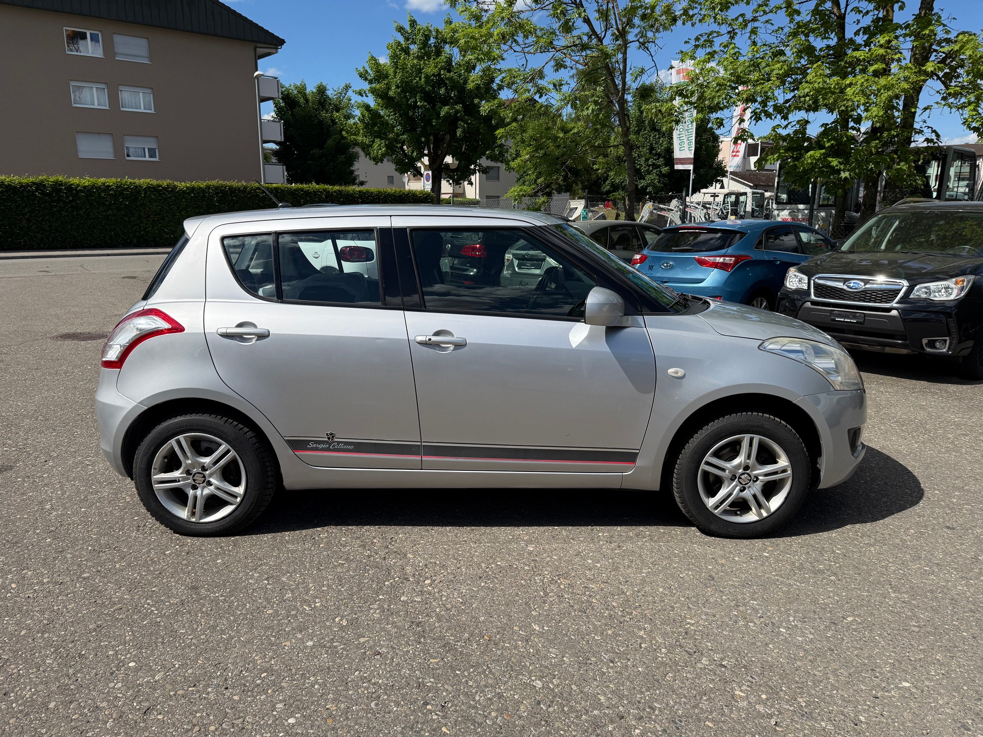 SUZUKI Swift 1.2i 16V GL Piz Sulai 4x4-image-4