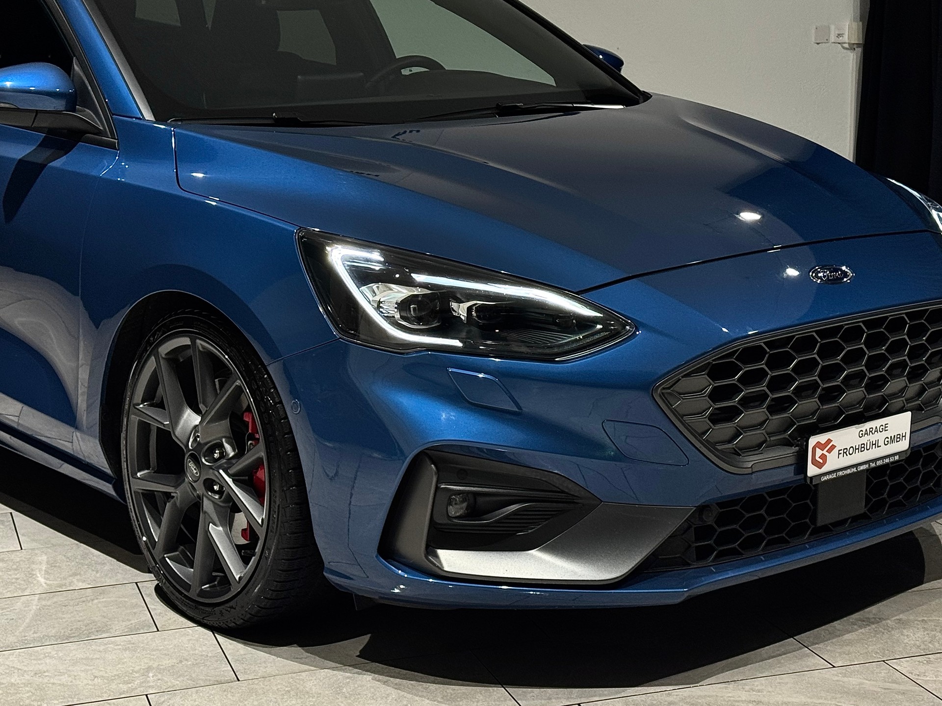 FORD Focus ST 2.0 ST Performance | 1.Hand | CH |-image-7