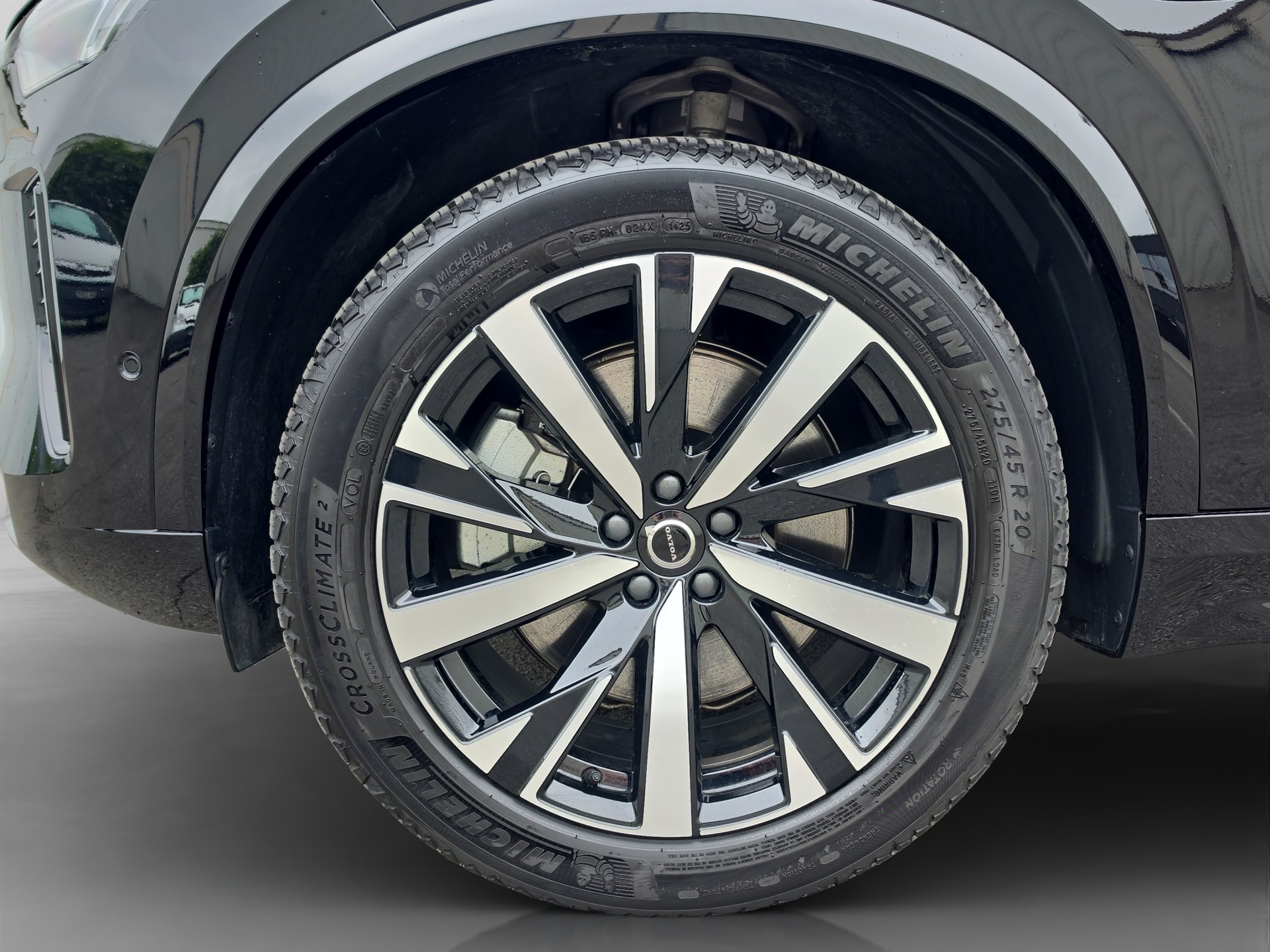 VOLVO XC90 2.0 T8 TE Plus Dark eAWD-image-8