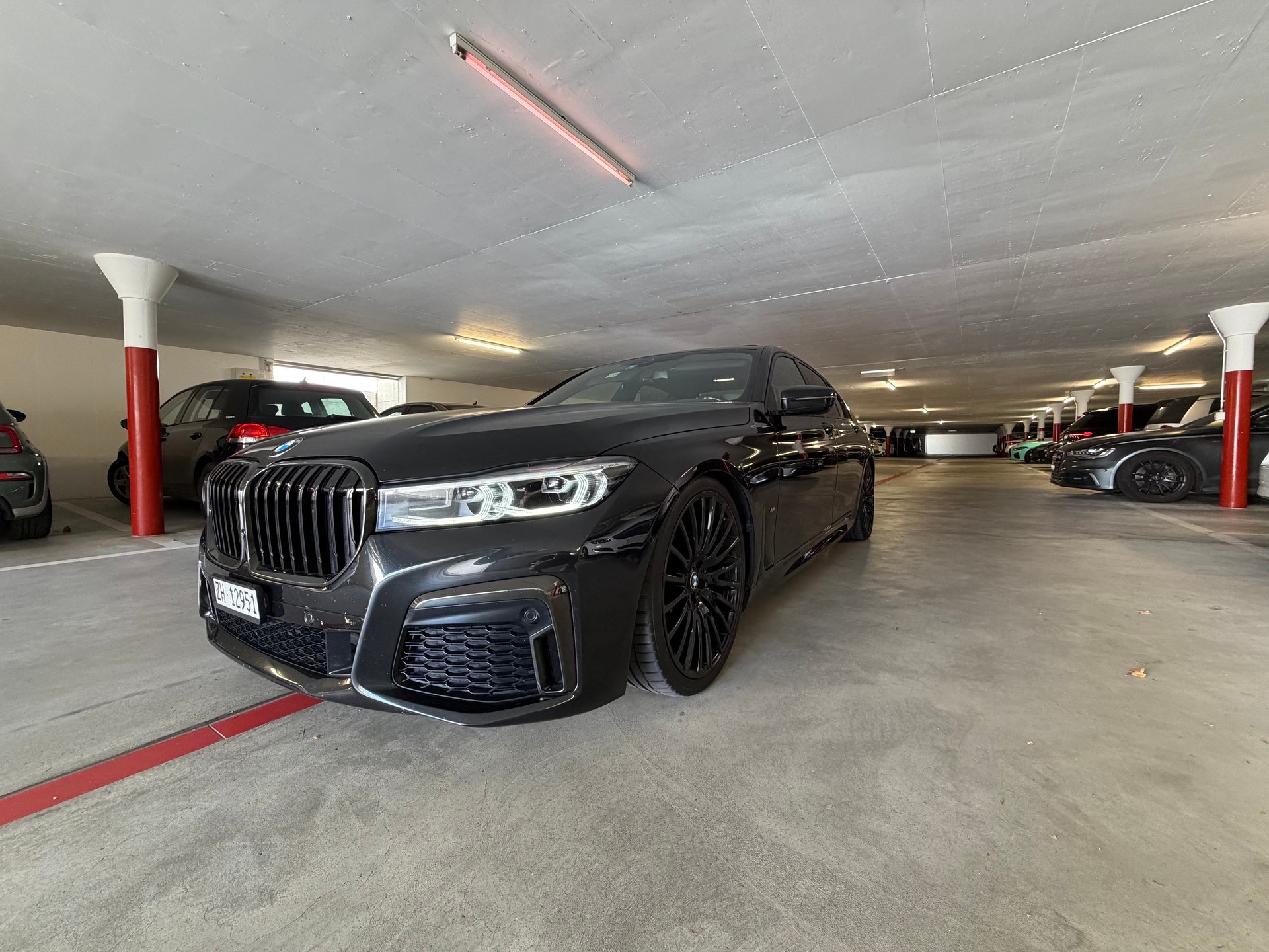 BMW 730d xDrive-image-2