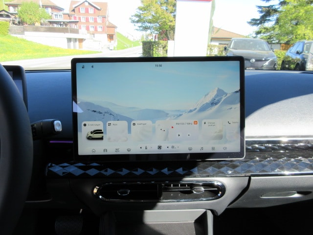 JAC E30X Electric-image-16