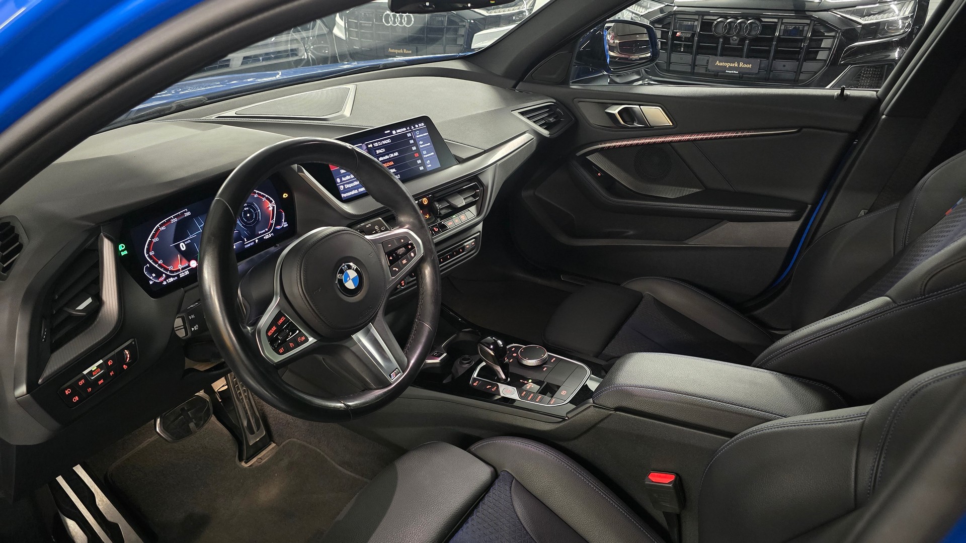 BMW 118i M Sport Pro Steptronic-image-13