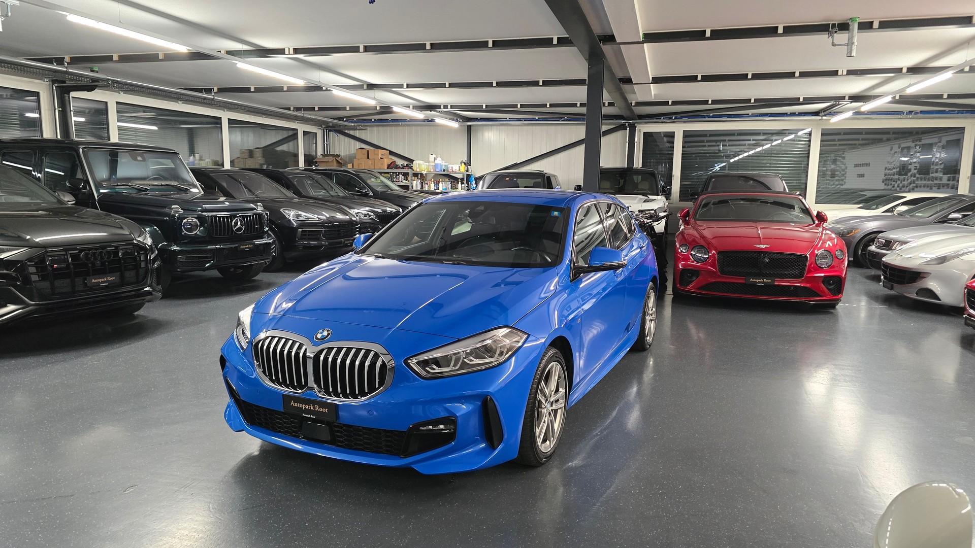 BMW 118i M Sport Pro Steptronic-image-10