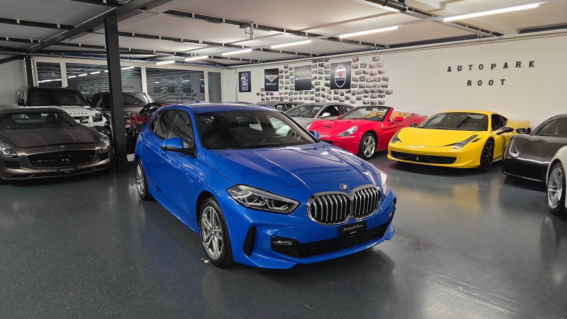 BMW 118i M Sport Pro Steptronic-showroom-element-1
