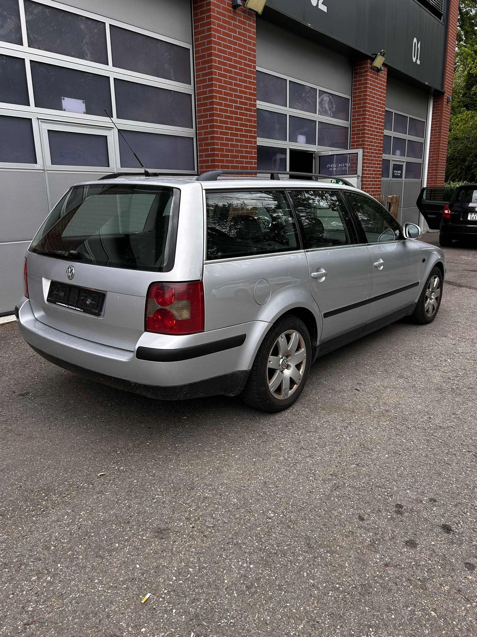 VW Passat Variant 1.9 TDI Comfortline-image-2
